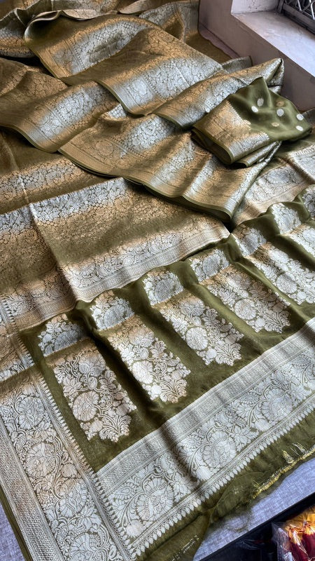 Khaddi Georgette Banarasi Saree with Zari Weaving | Soft Lightweight & Easy Drape | Elegant Saree