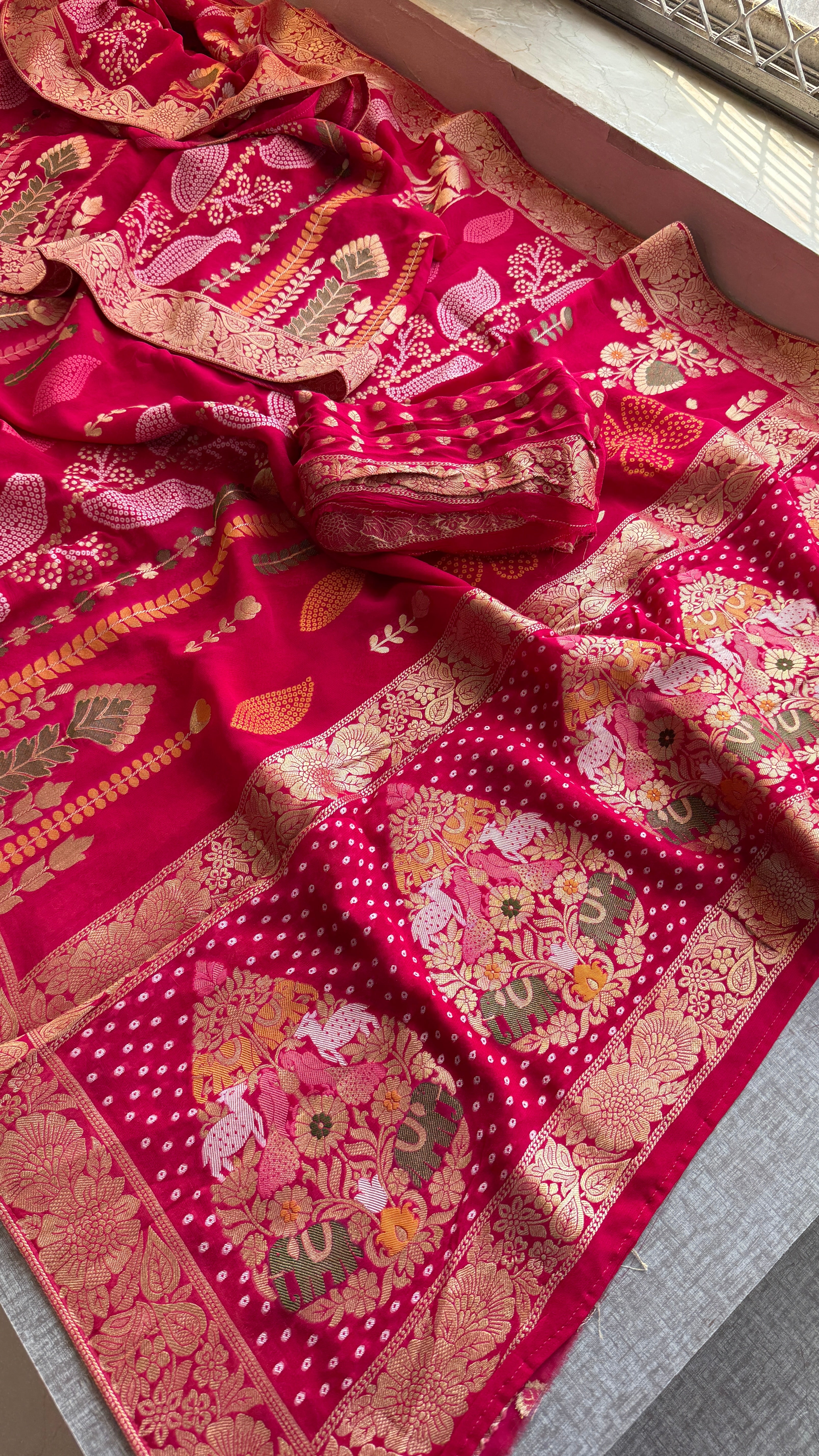 Stunning Magenta Pink Banarasi Soft Georgette Saree – Traditional Zari & Festive Special