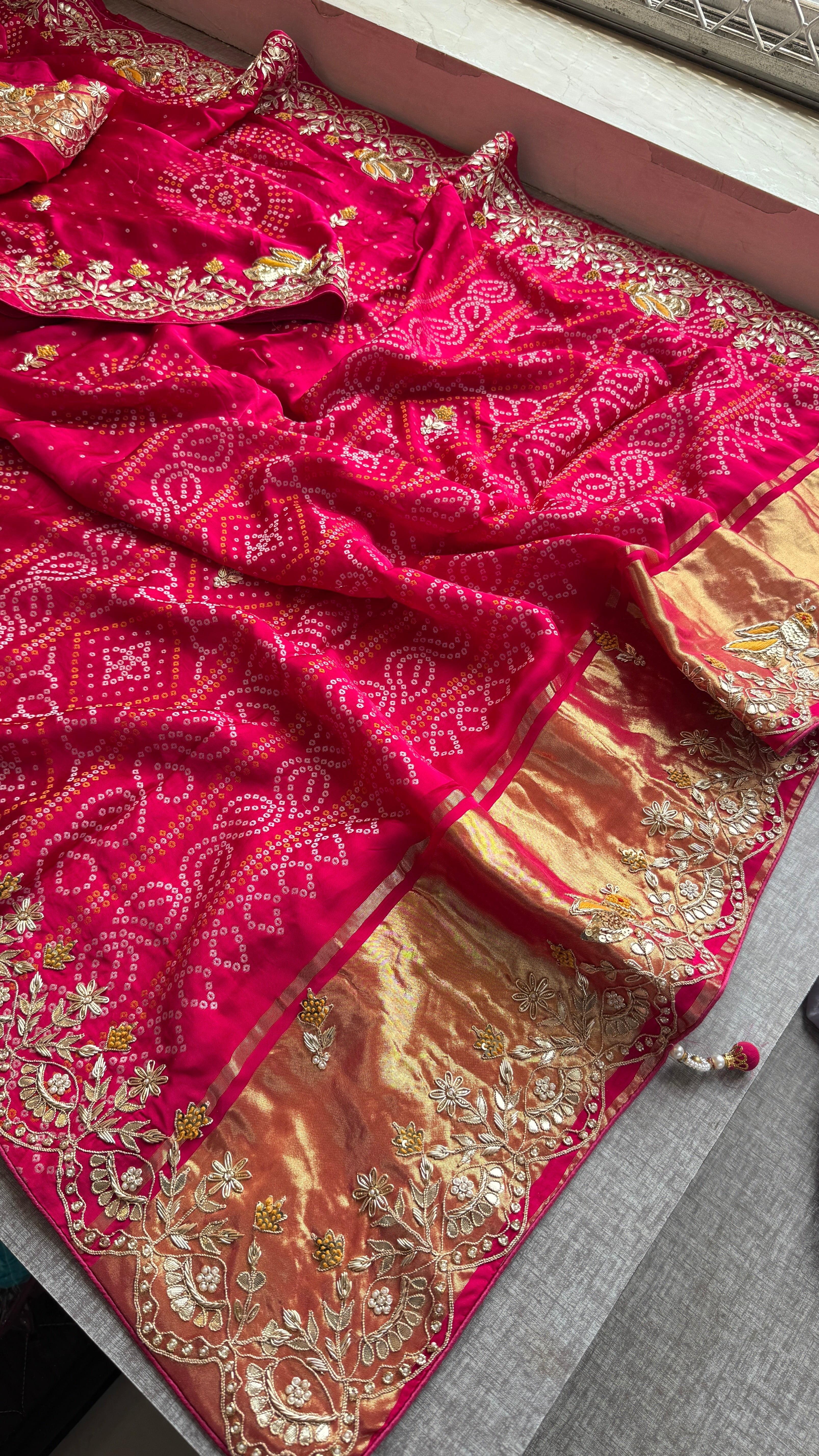 Pure gajji silk lakdi patta Gotapatti saree