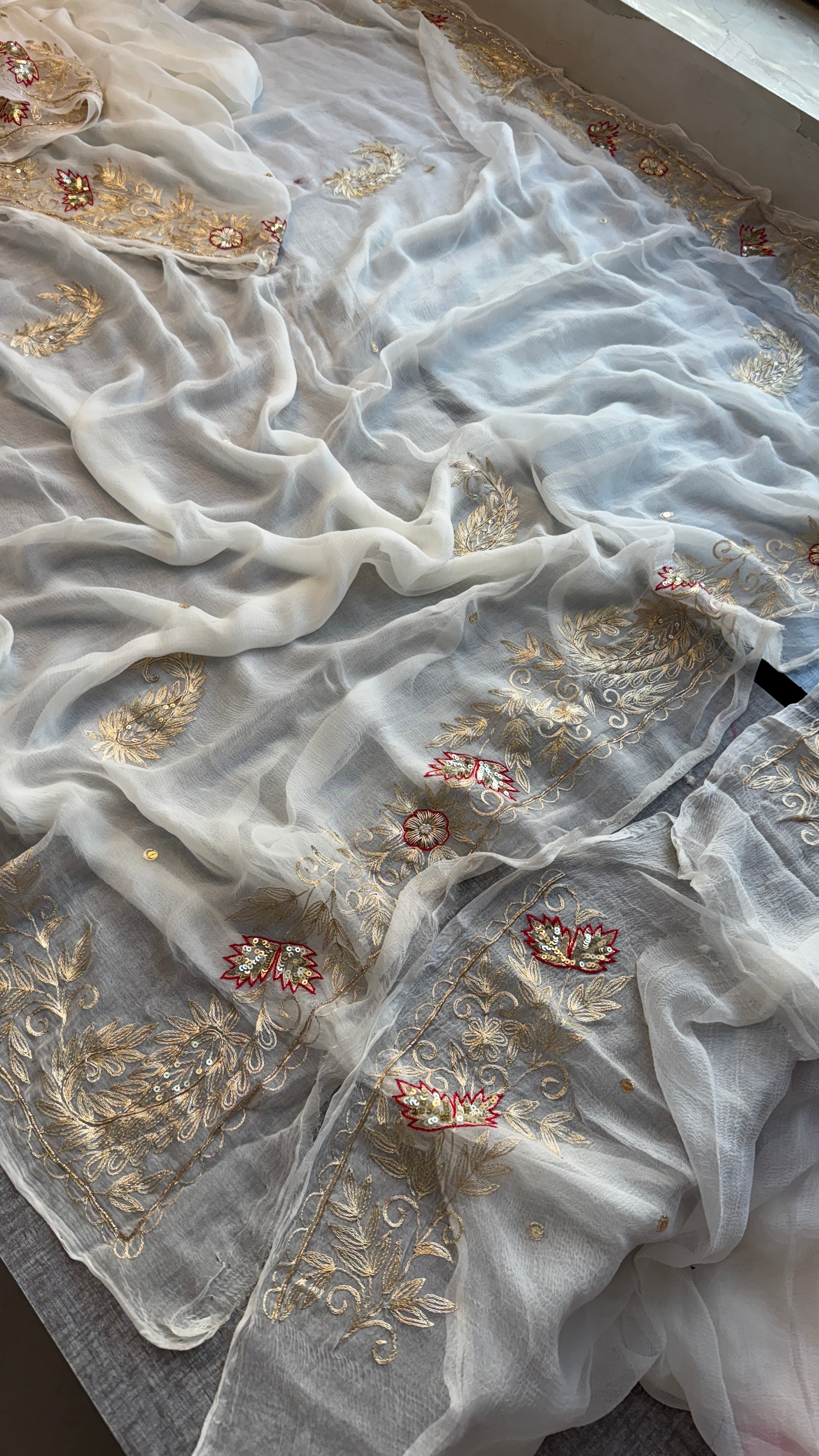 Offwhite Soft Chinon Saree