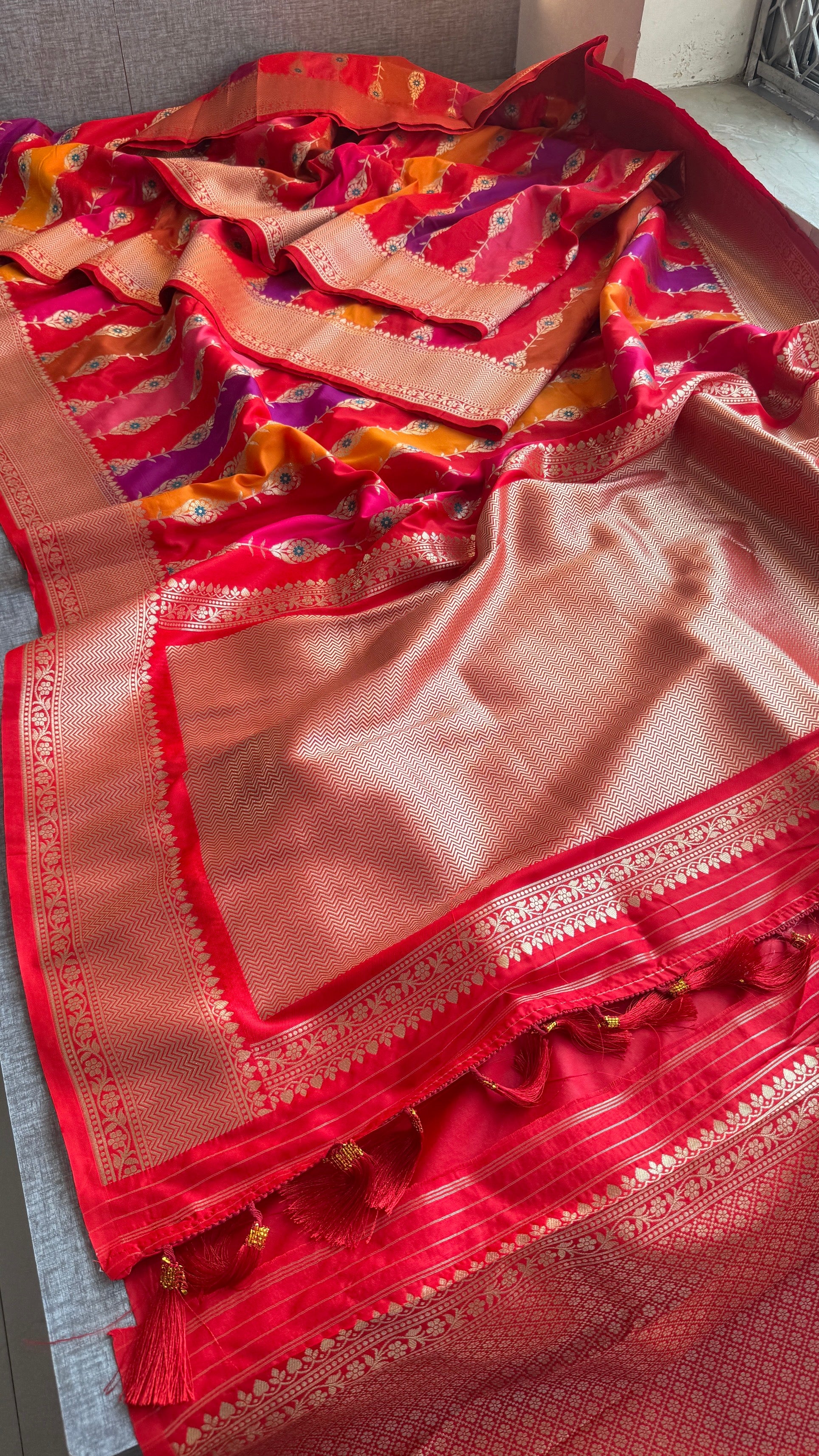 Soft Munga Silk Meena Banarasi Weaving Saree – Classic Royal Banarasi Elegance