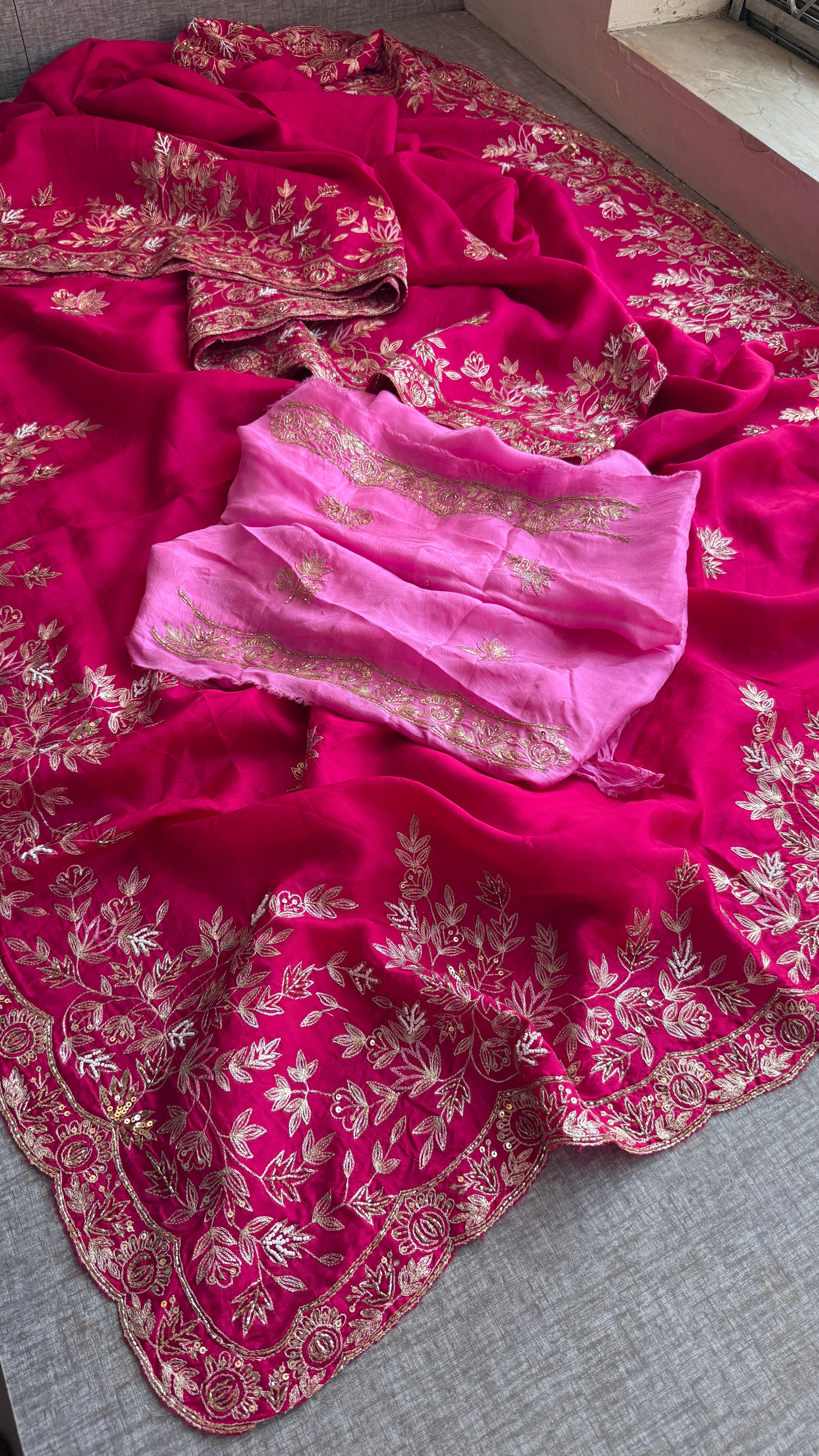 Pure munga Silk saree with Sequins And Kasab