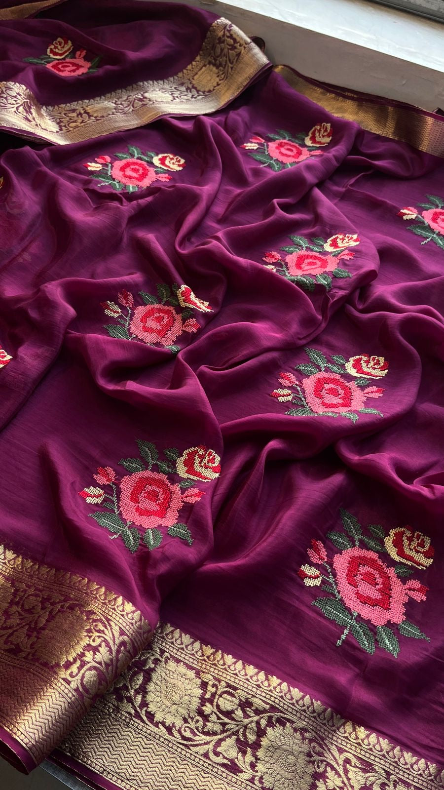 Elegant Soft Munga Silk Banarasi Saree with Multi-Thread Embroidery & Rich Zari Weaving