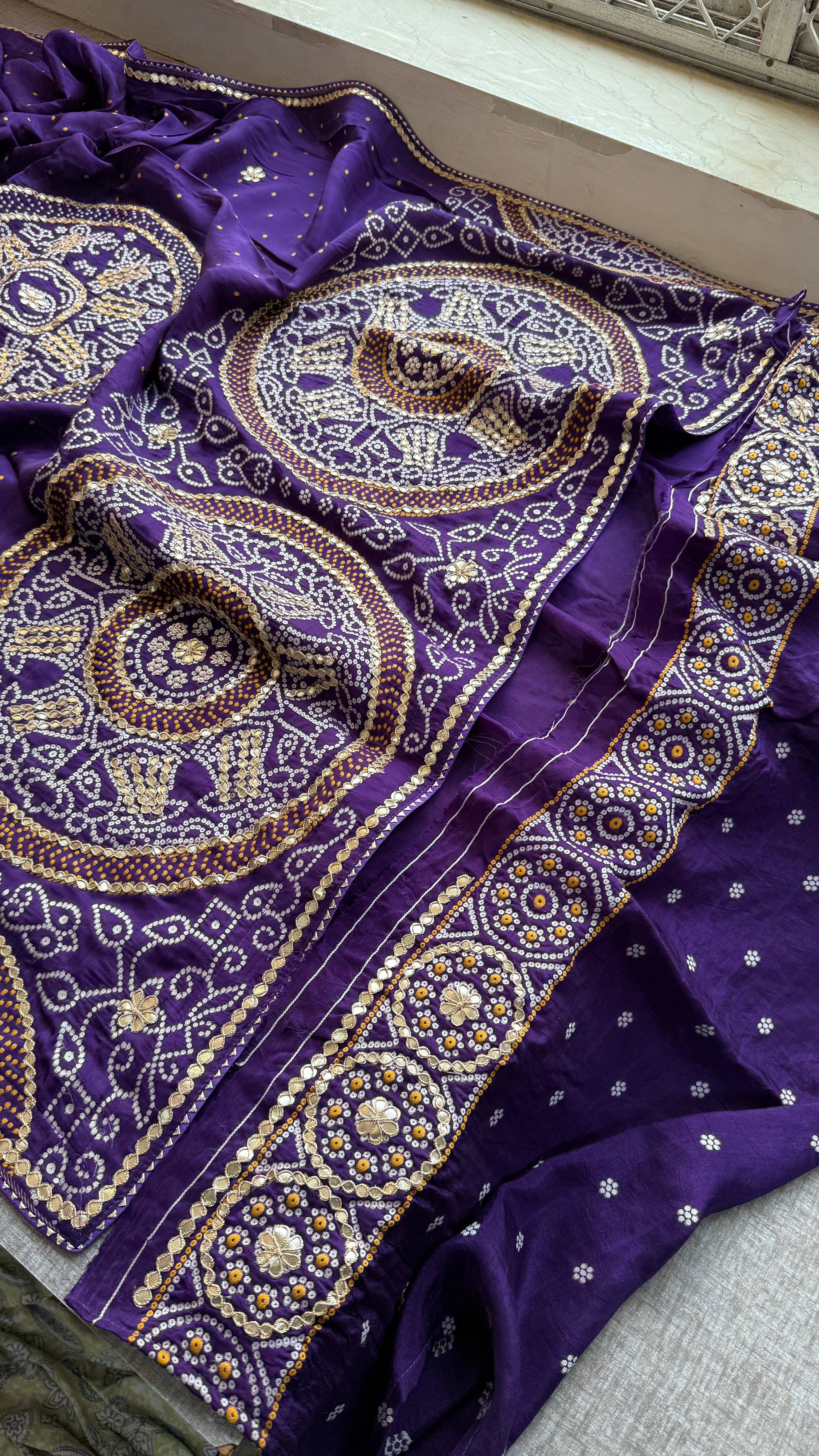 Satin silk bandhani