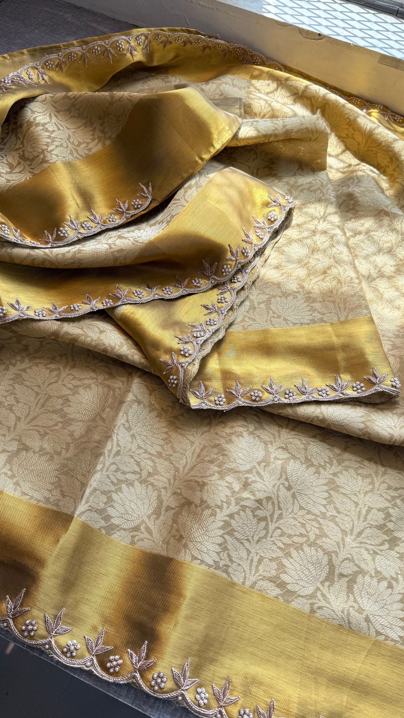 Pure Tissue Silk Banarasi Saree with Moti Work | Handloom Scallop Border Saree