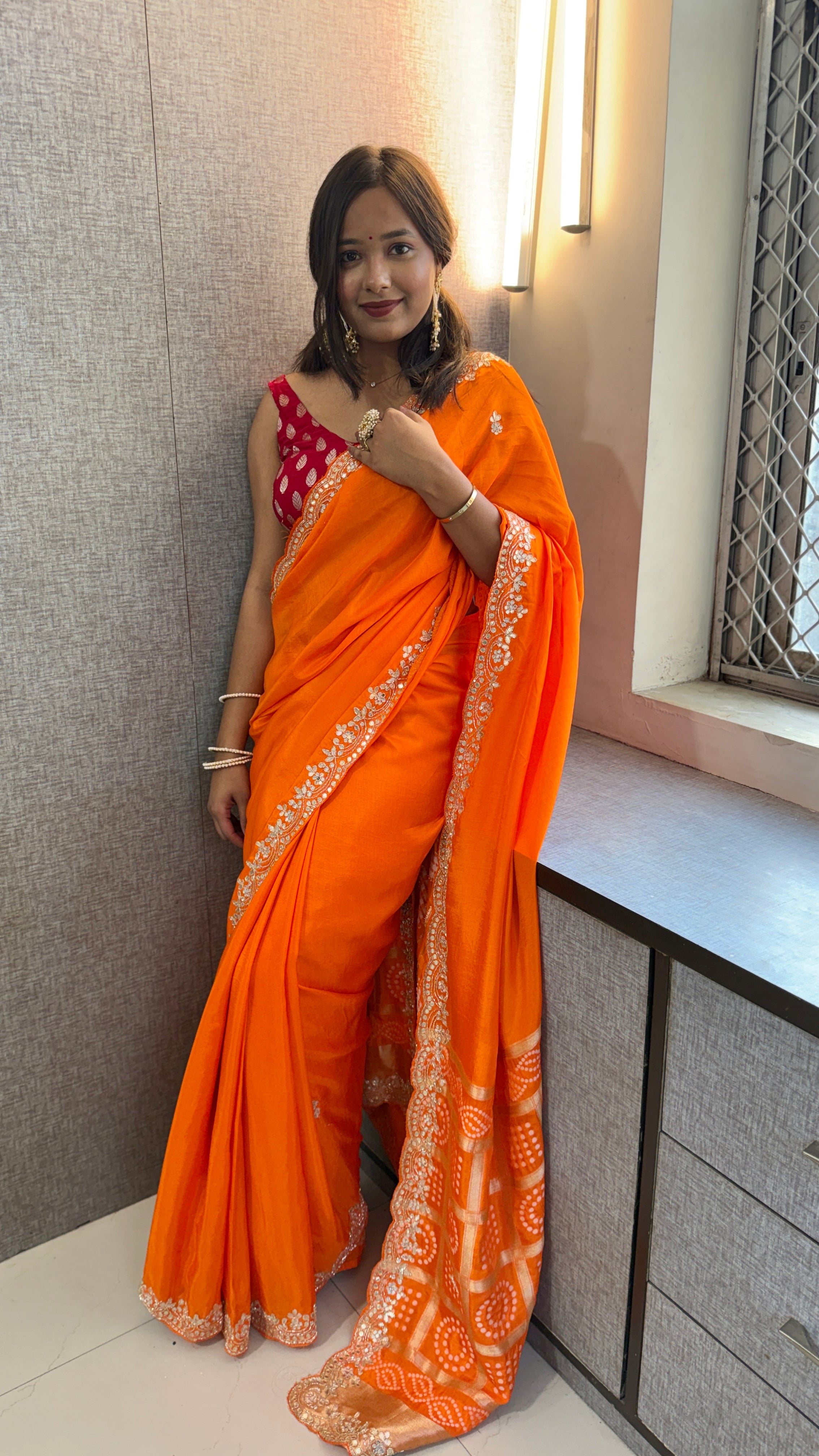 Pure munga silk saree with bandhej pallu