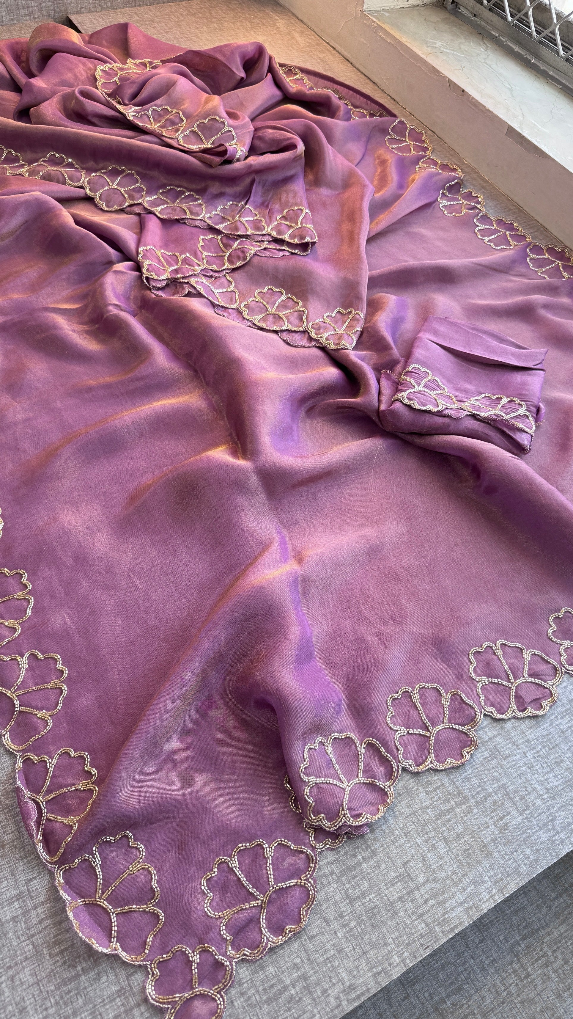 Pure Cosmo Silk Saree with Hand Kutdana Work & Designer Scallop Border – Luxury Party Wear Silk Saree