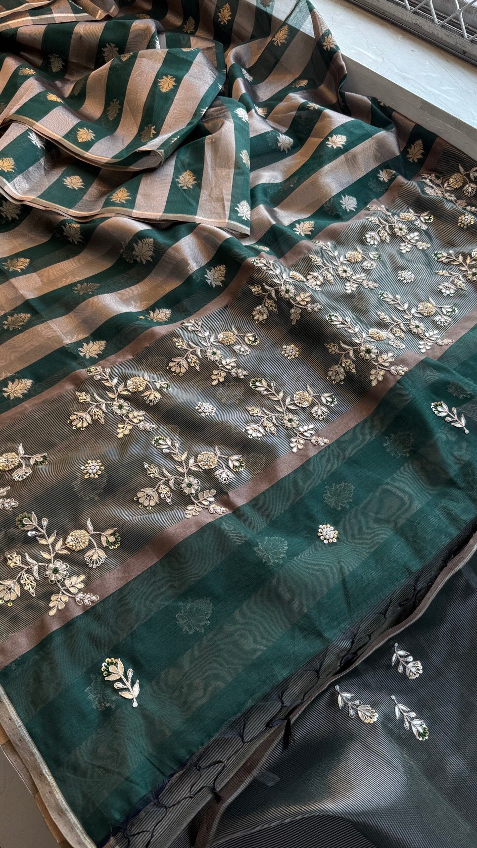 Pure Soft Silk Banarasi Weaving Saree with Zardozi Gotapatti & Pearl Sequins Pallu