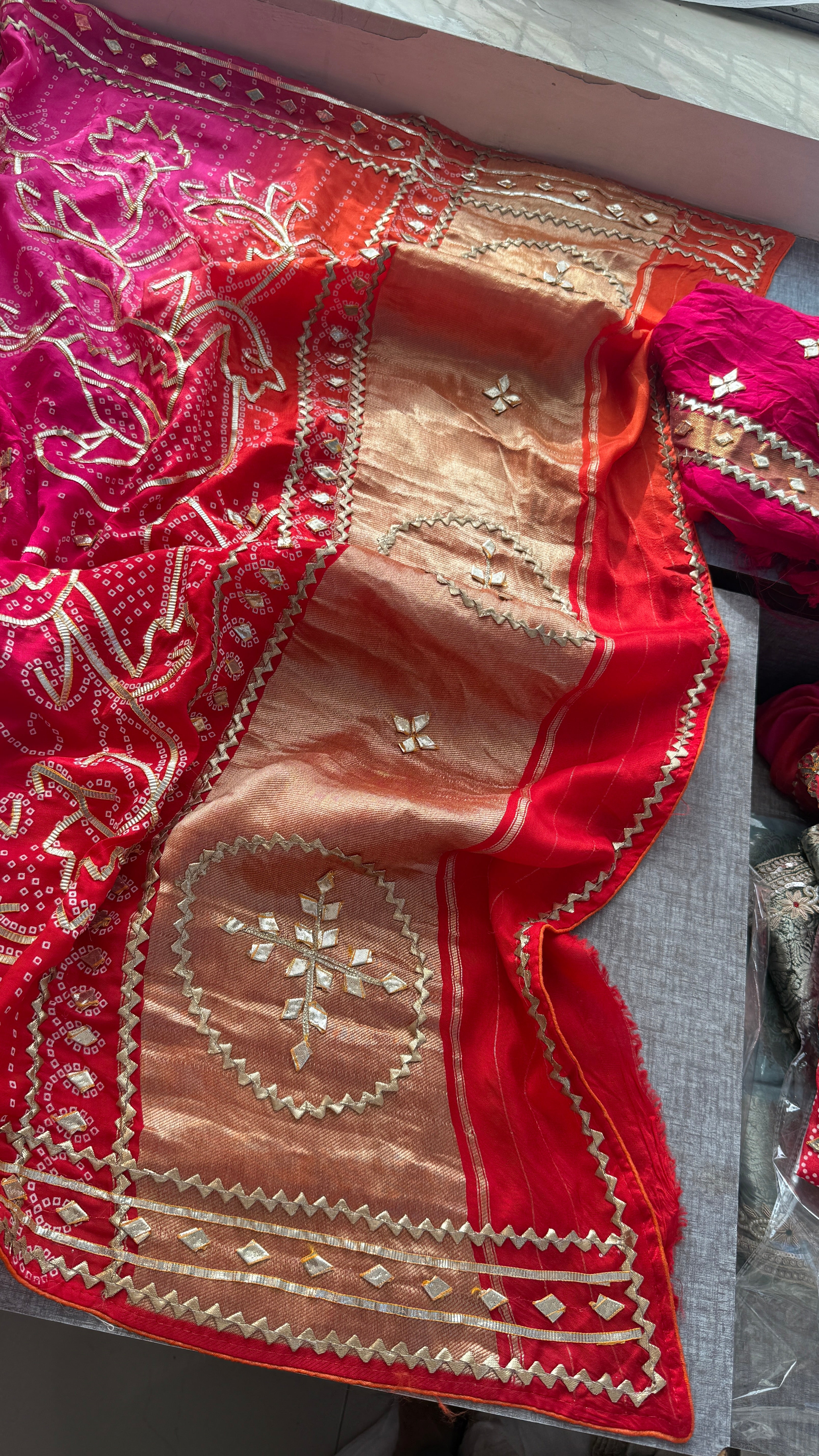 Pure Munga Silk With Sikhiya gotapatti work