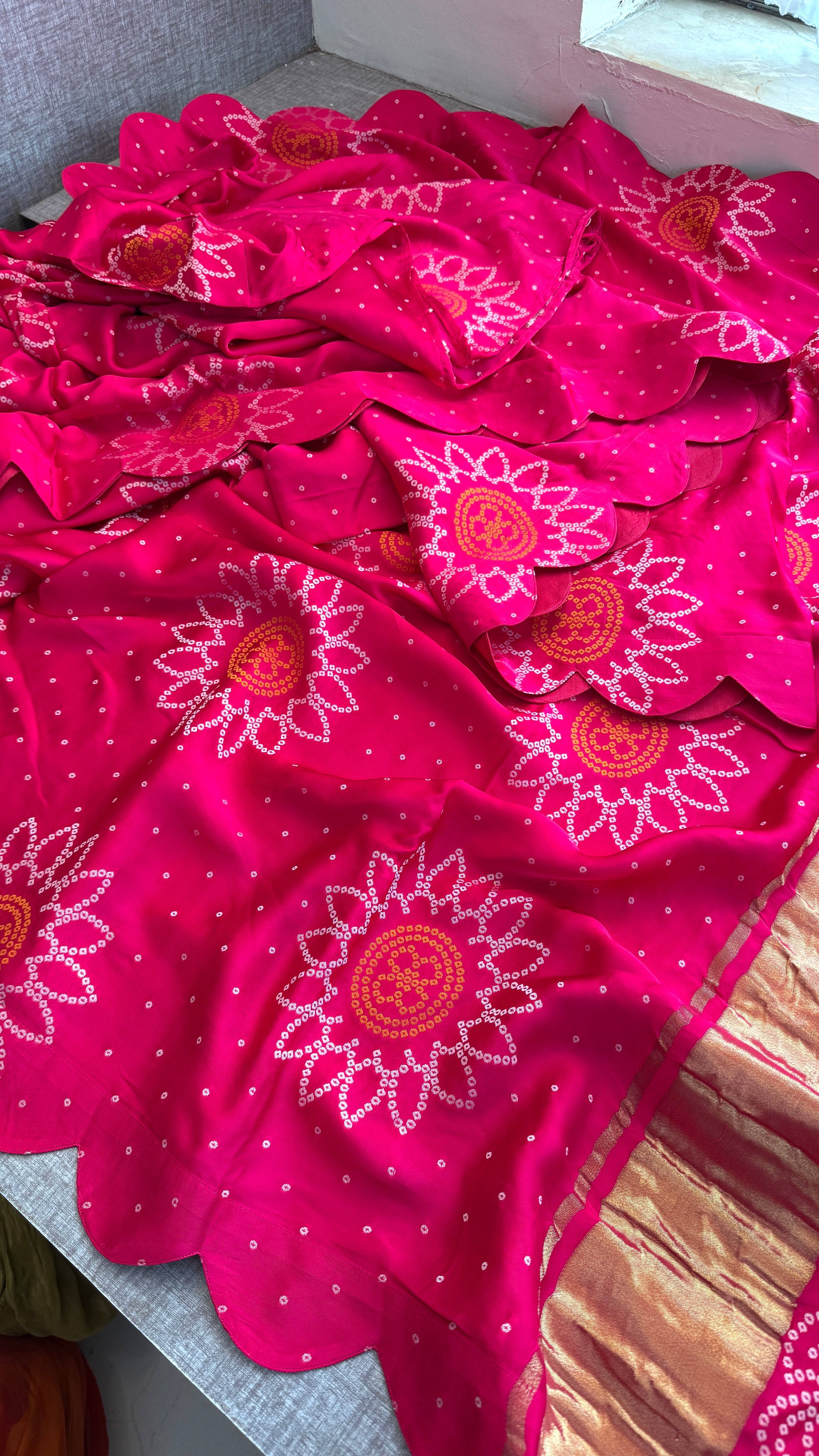 Pure Satin Silk Golden Bandhani weaving saree with lakdi patta