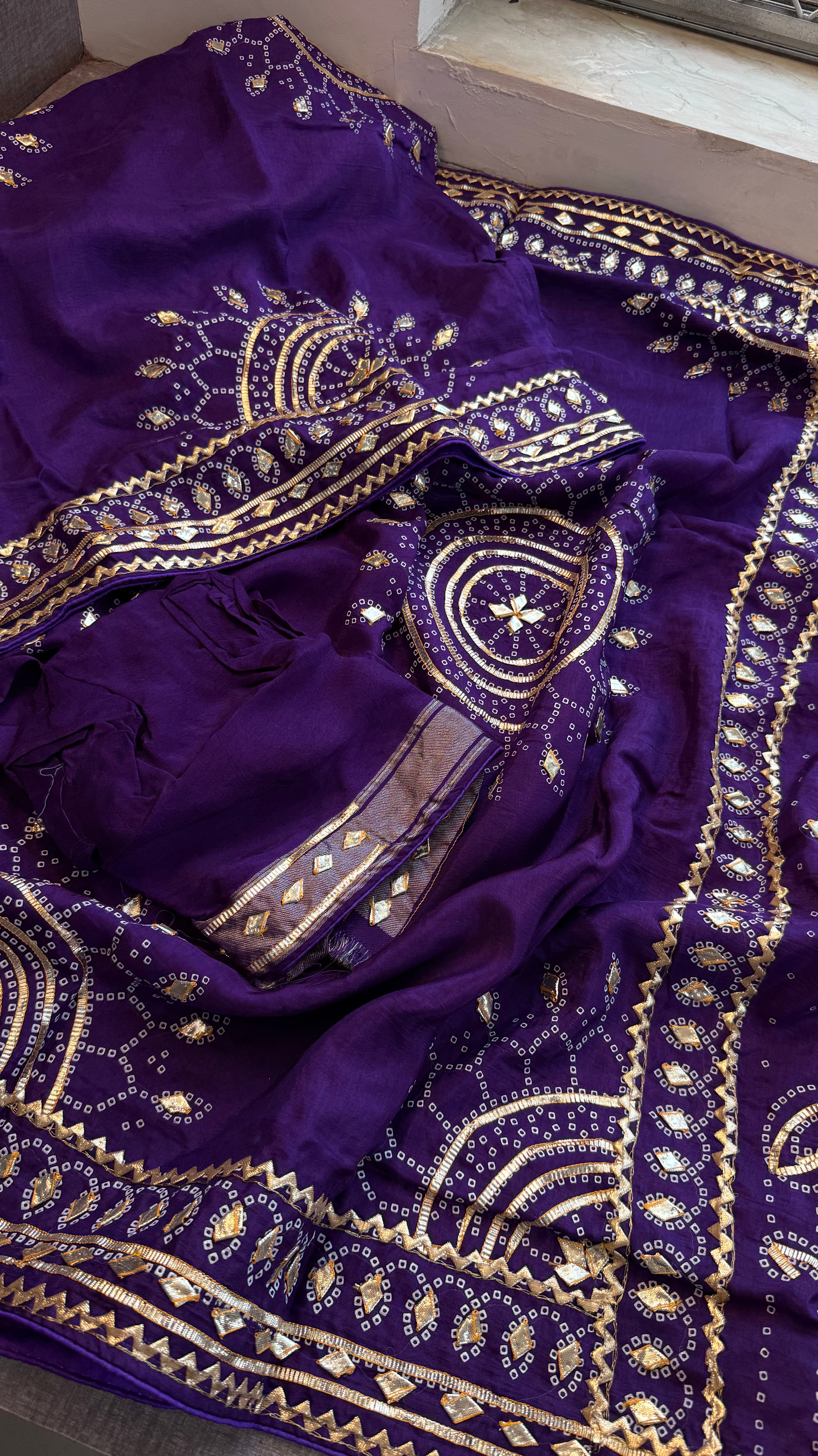 Lakdi Patta saree with sikhiya gotapatti peacock pattern