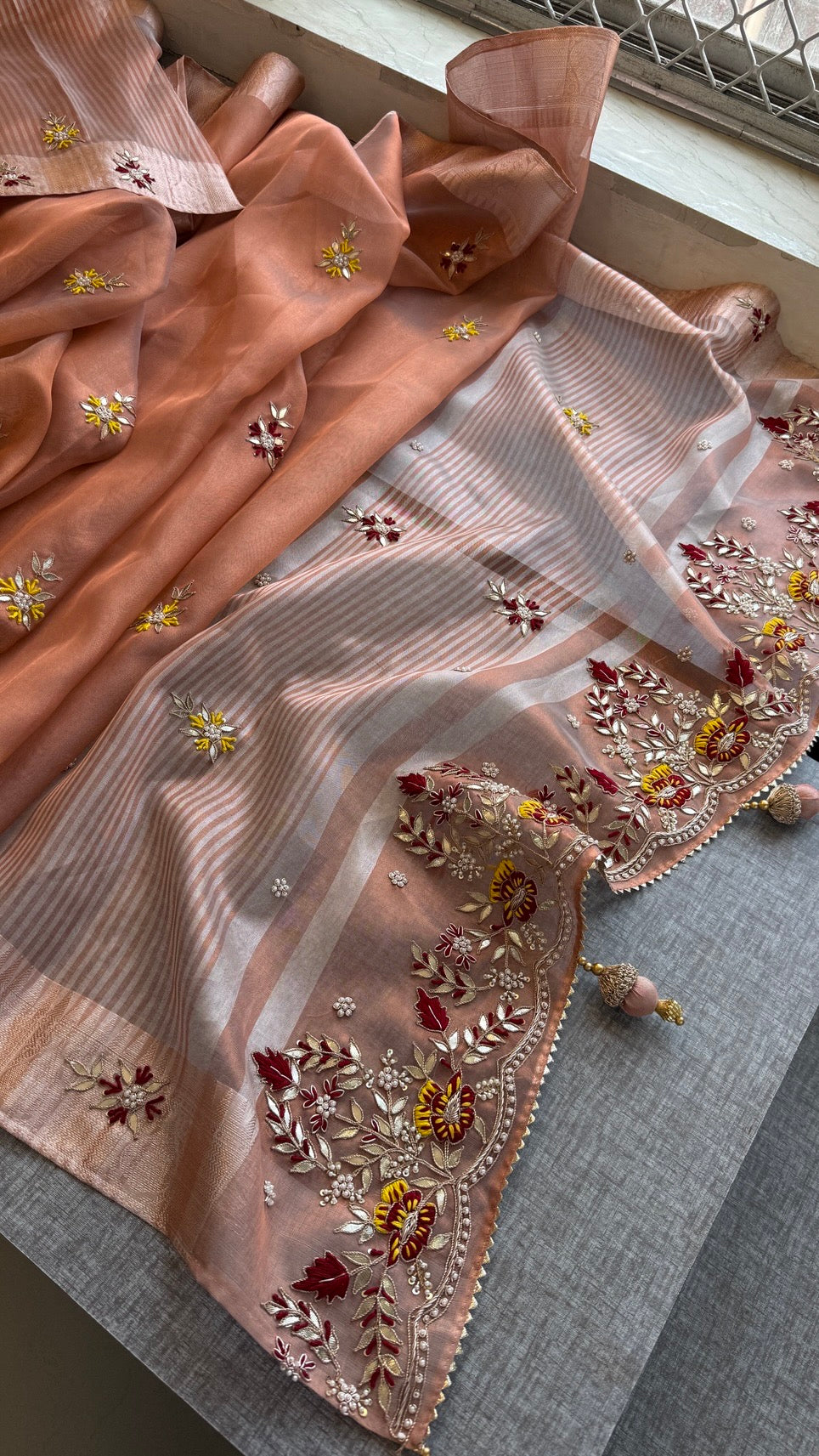 Tissue Silk Banarasi Saree with Gotapatti, Zardozi & Pearl Handwork – Heavy Designer Pallu