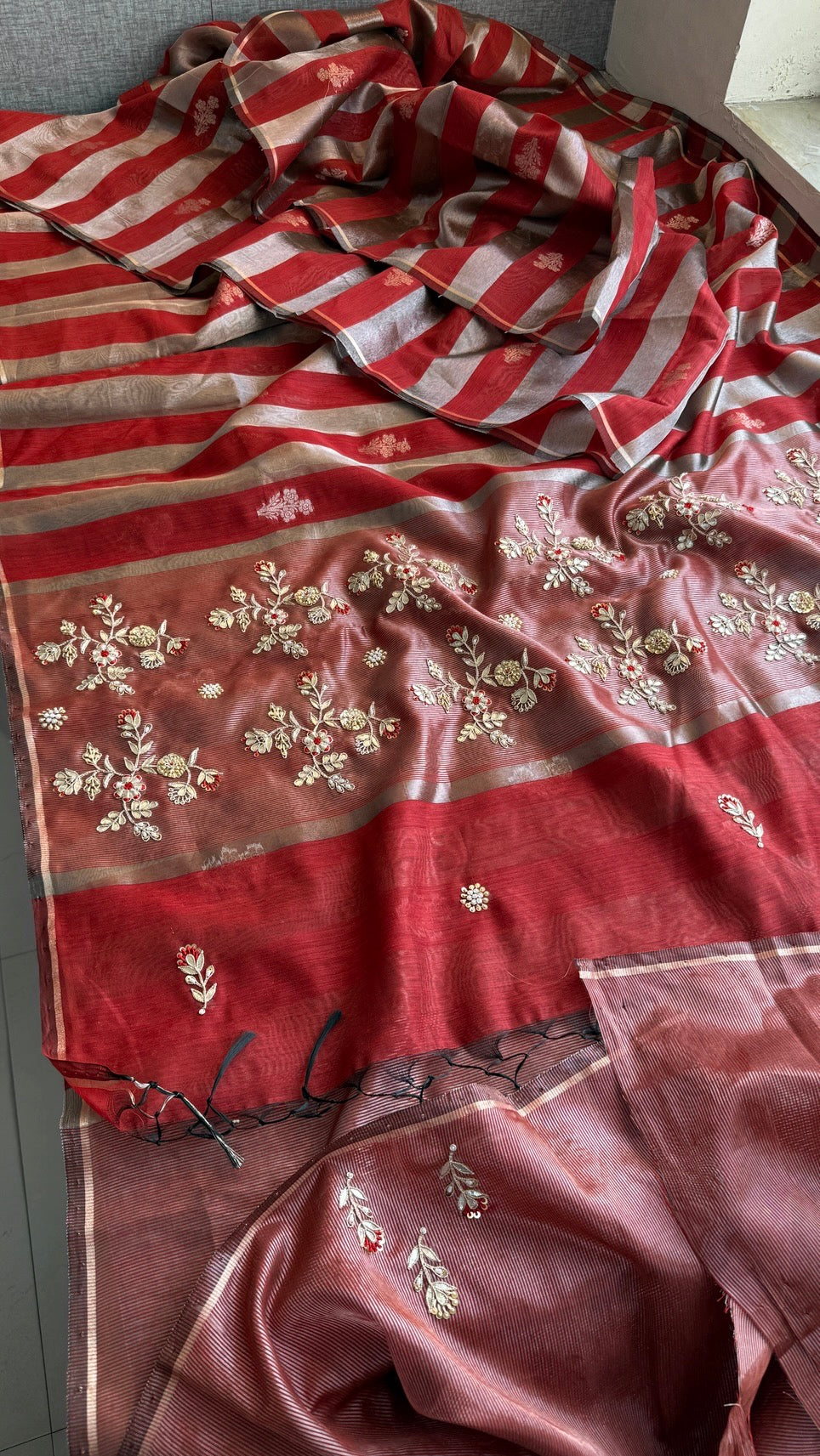 Pure Soft Silk Banarasi Weaving Saree with Zardozi Gotapatti & Pearl Sequins Pallu