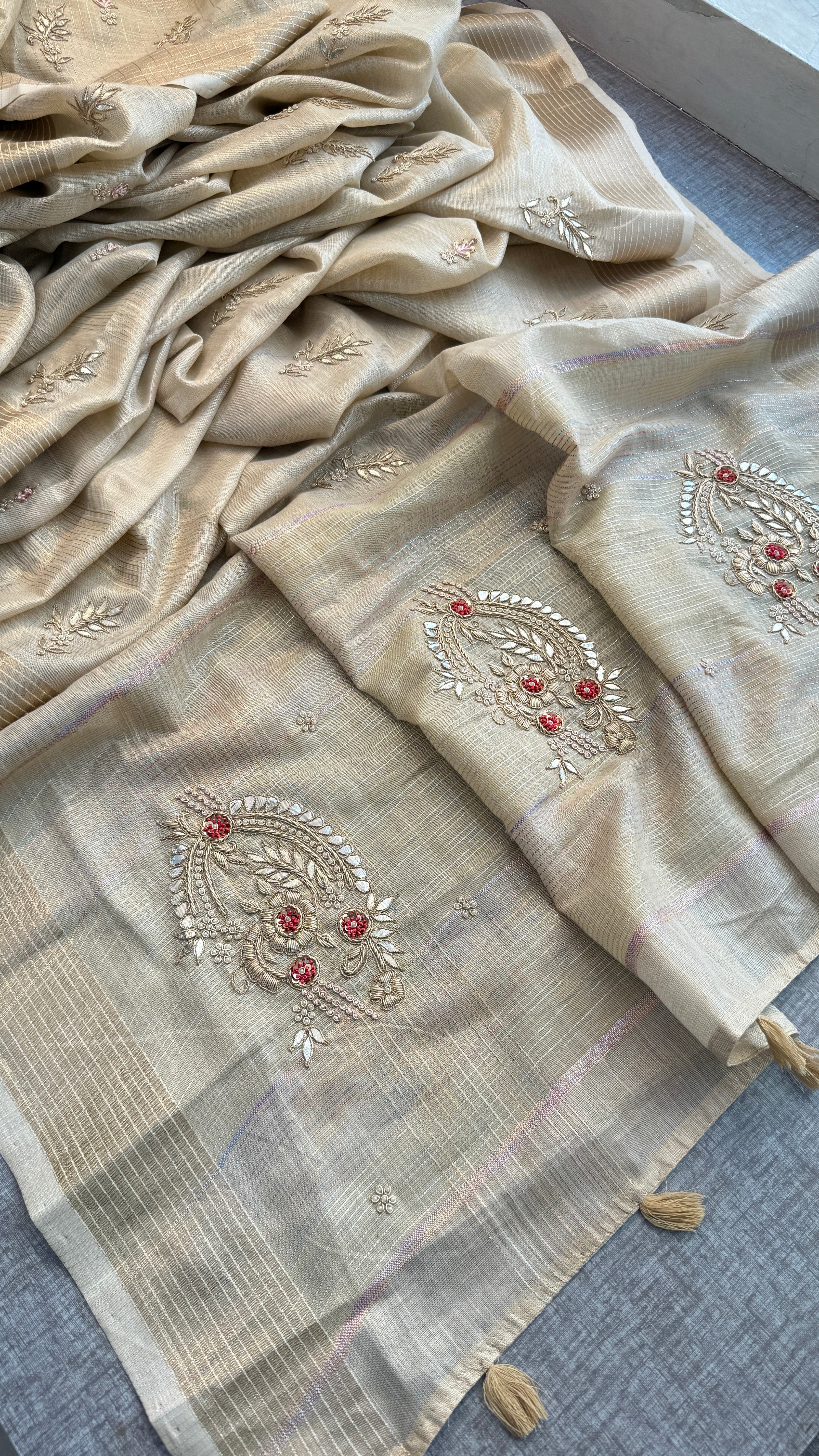 Pure tissue linen with banarasi weaving