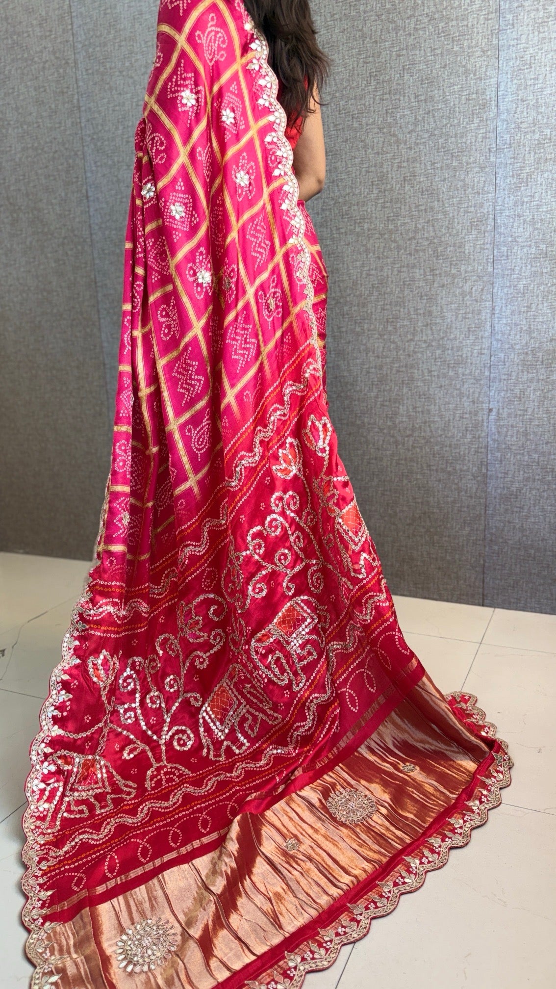 Pure Gajji Silk Lakdi Patta Bandhani Saree with Gotapatti, Pearl Sequins & Scallop Border