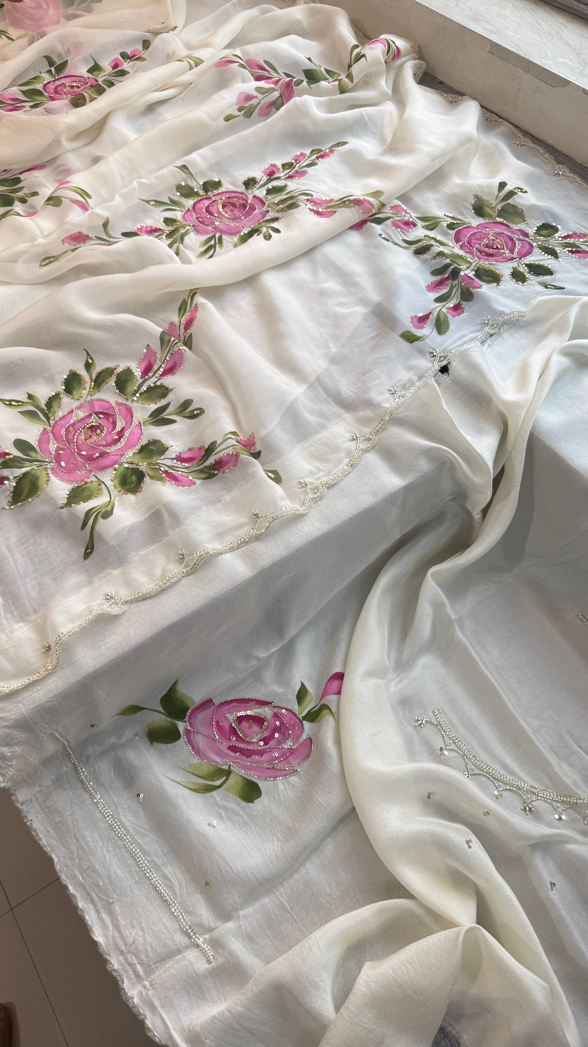 Pure Organza Hand-Painted Saree with Kutdana & Pearl Work