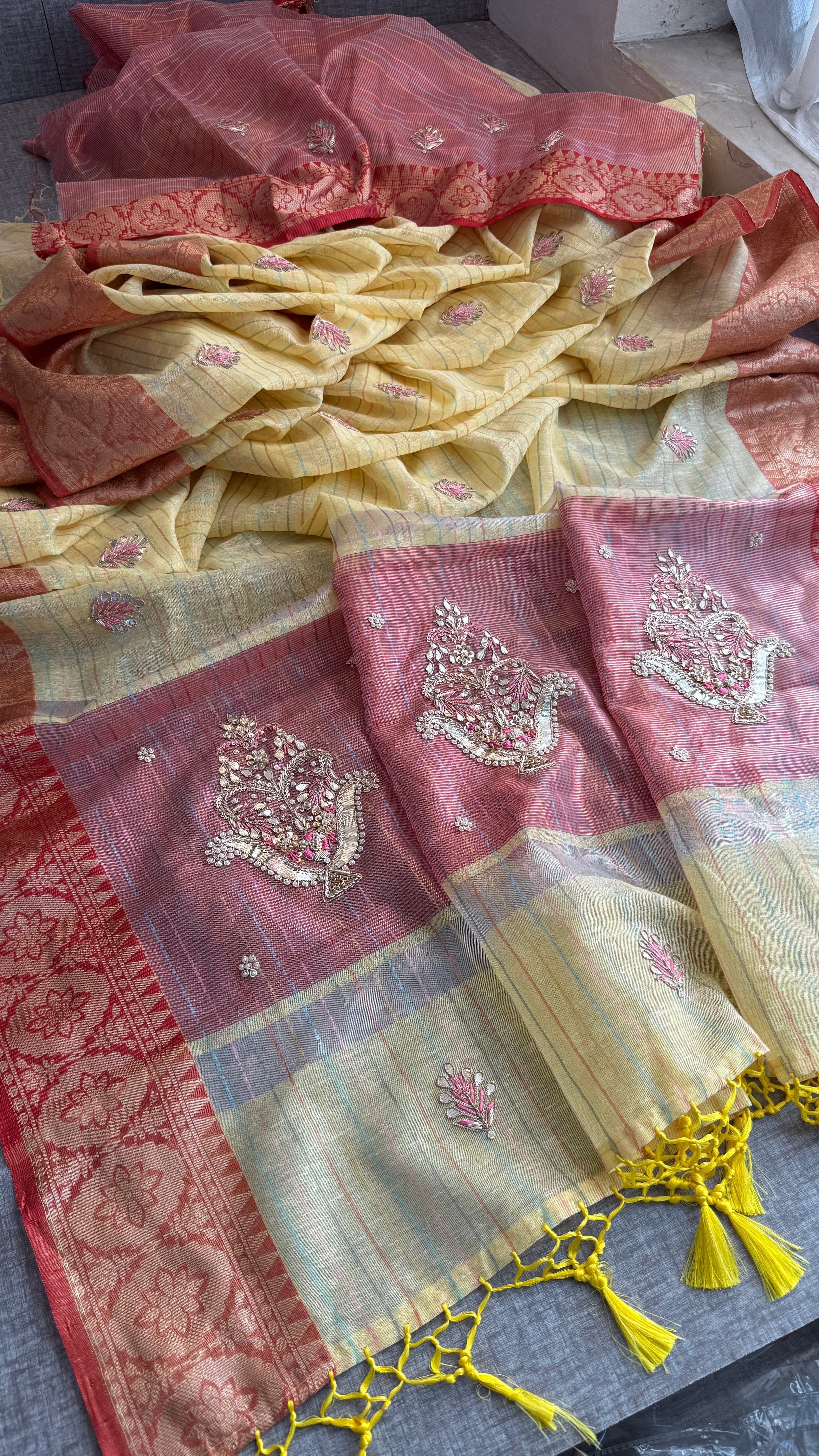 100%pure Tissue Linen Silk saree with Banarasi Weaving