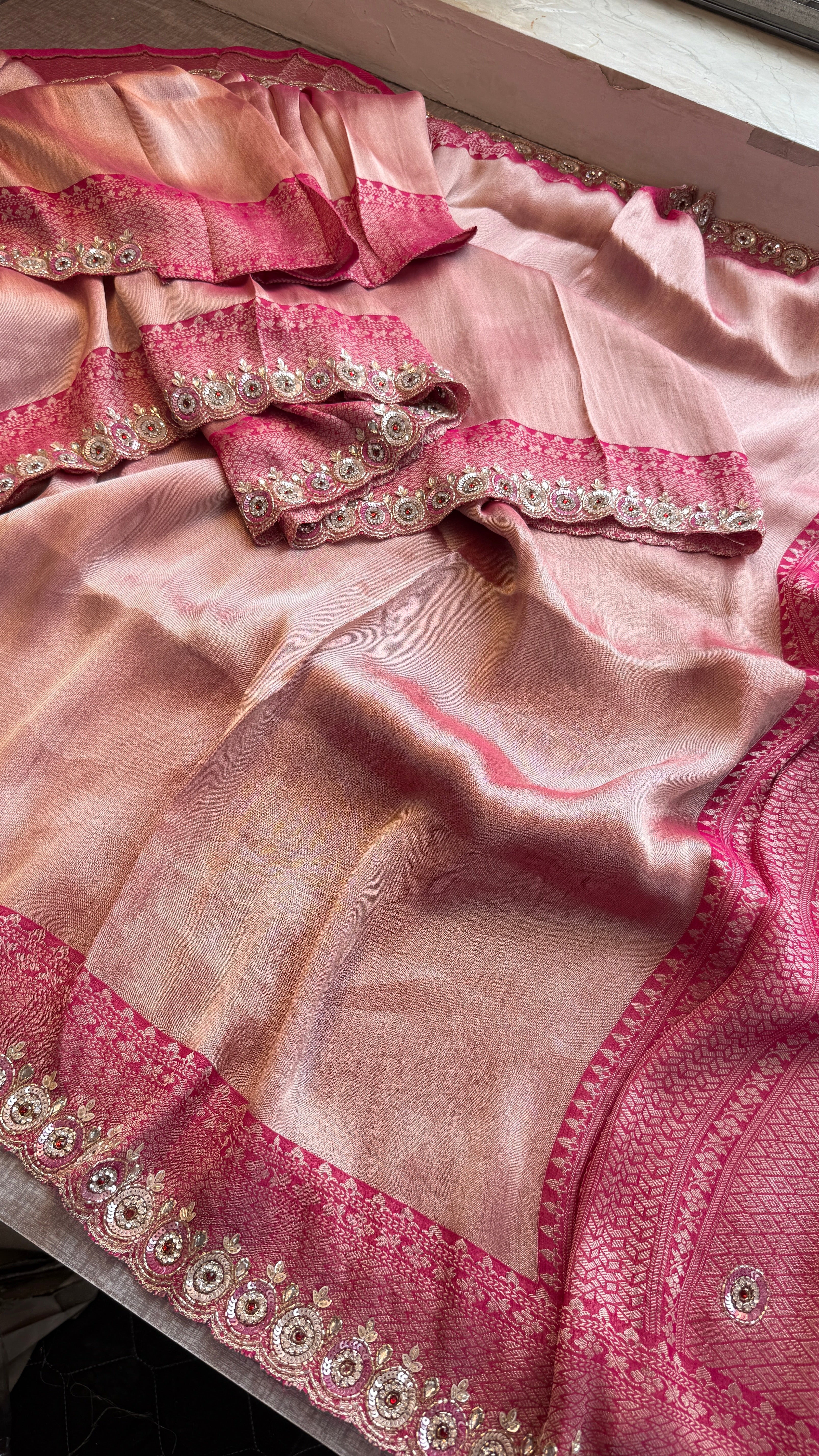 Khaddi georgette banarasi weaving