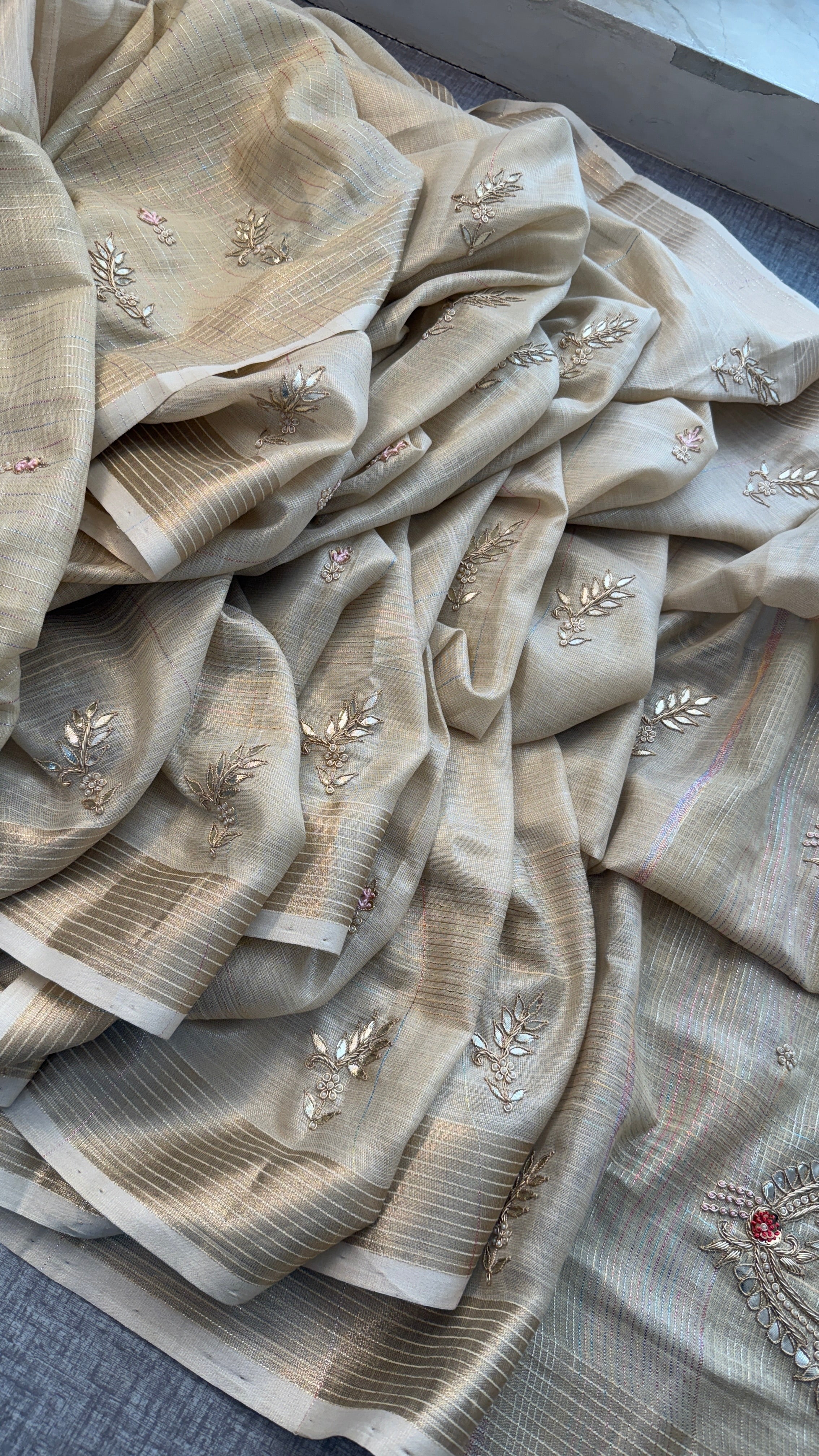 Pure tissue linen with banarasi weaving