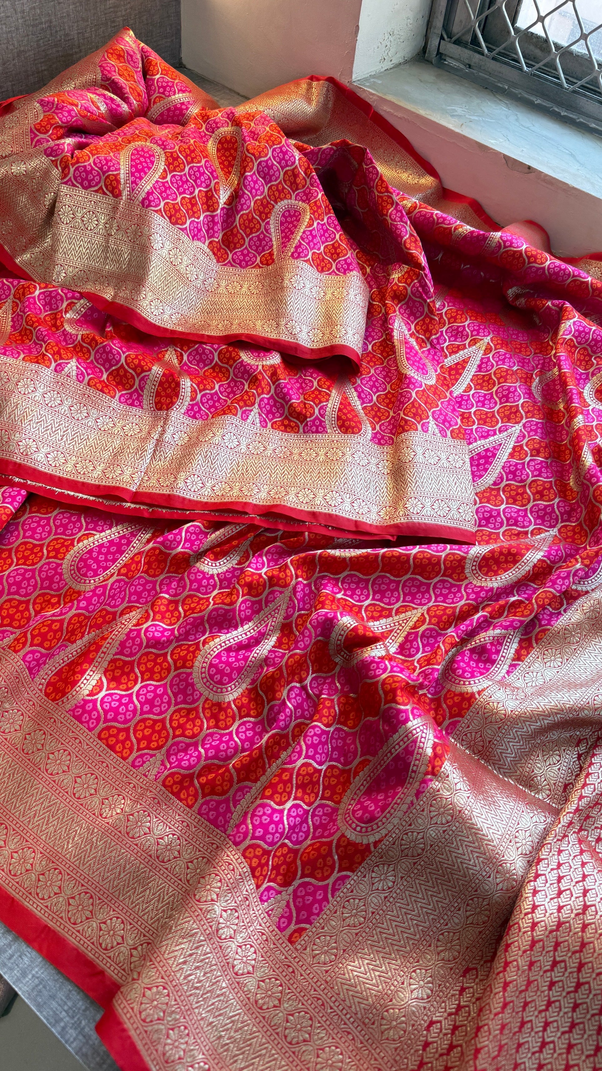 Soft Munga Silk Meena Banarasi Weaving Saree – Classic Royal Banarasi Elegance