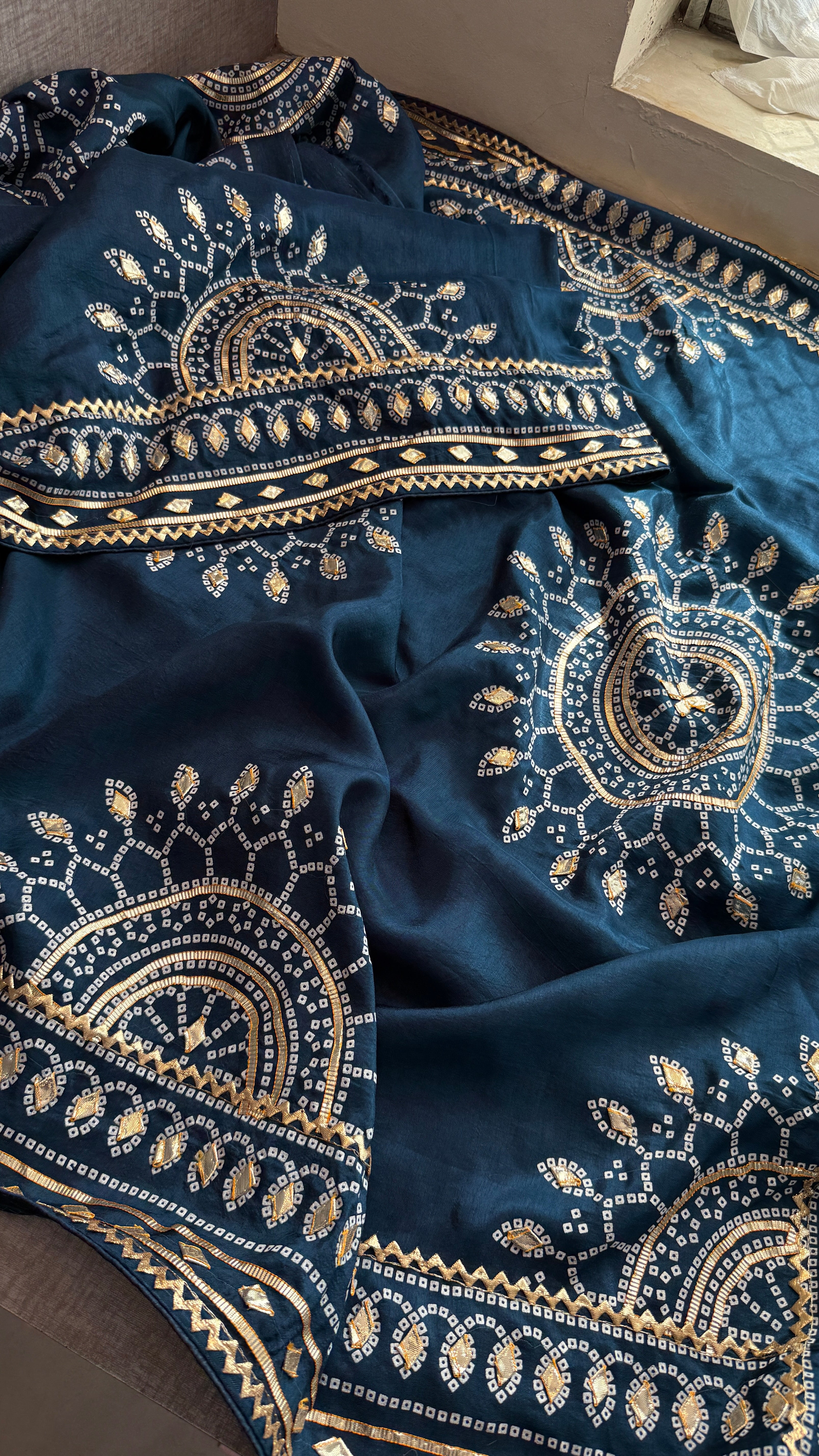 Lakdi Patta saree with sikhiya gotapatti peacock pattern
