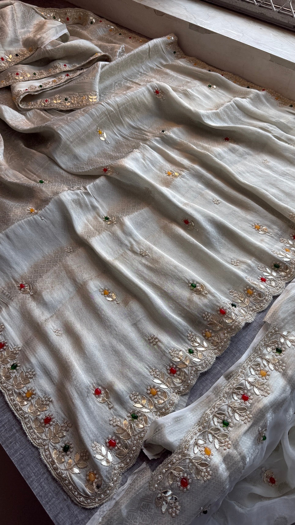 Royal Khaddi Georgette Banarasi Zari Weaving Saree with Gotapatti & Jewellery Stone Embellishment