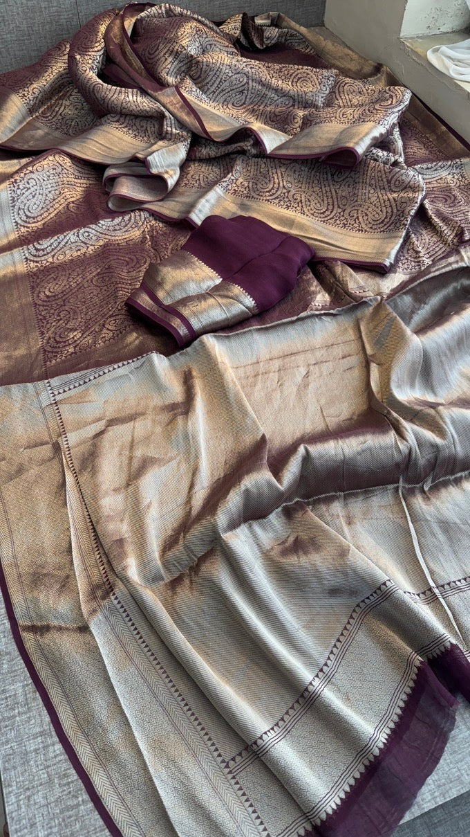 Khaddi Georgette Banarasi Weaving Saree with Elegant Zari Border – Soft Festive Drape