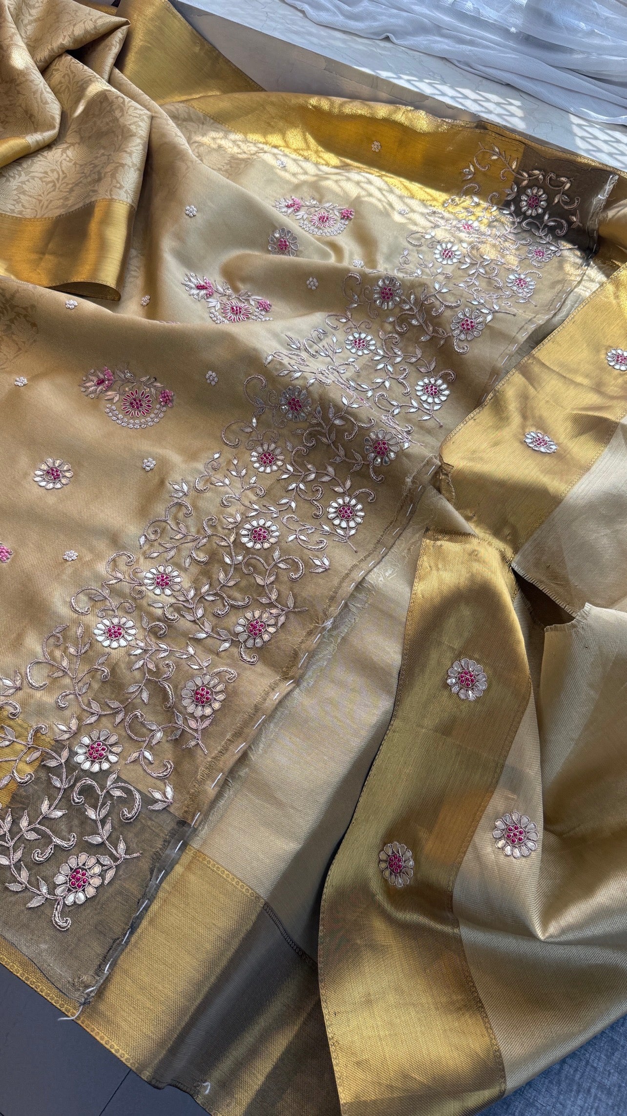 Banarasi Tissue Saree With Heavy work over Pallu