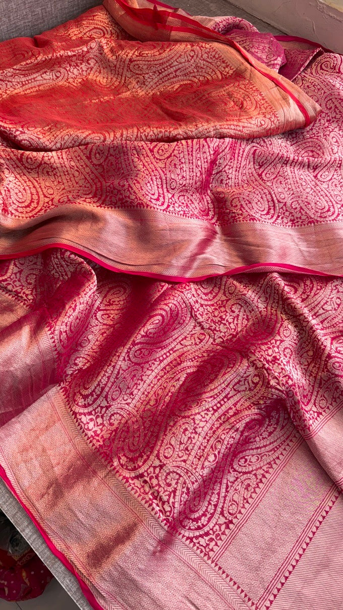 Khaddi Georgette Banarasi Weaving Saree with Elegant Zari Border – Soft Festive Drape