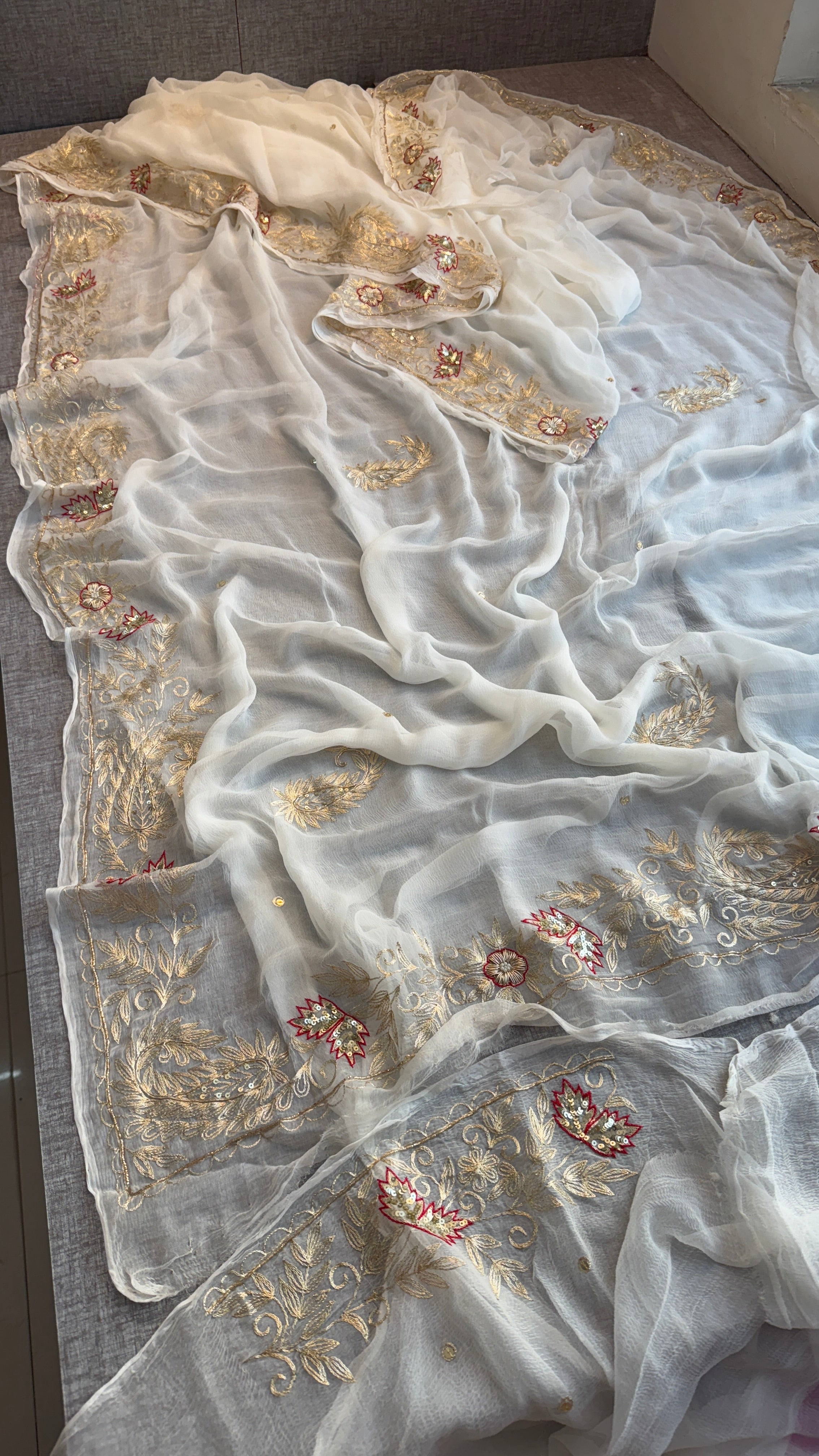 Offwhite Soft Chinon Saree