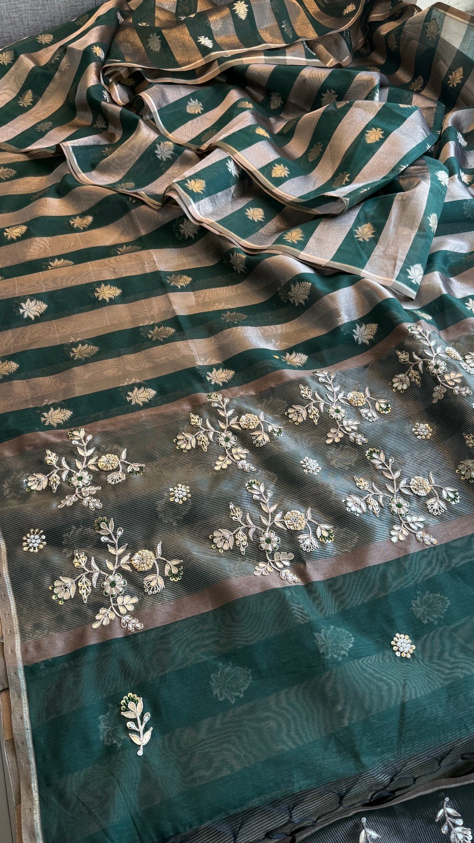 Pure Soft Silk Banarasi Weaving Saree with Zardozi Gotapatti & Pearl Sequins Pallu