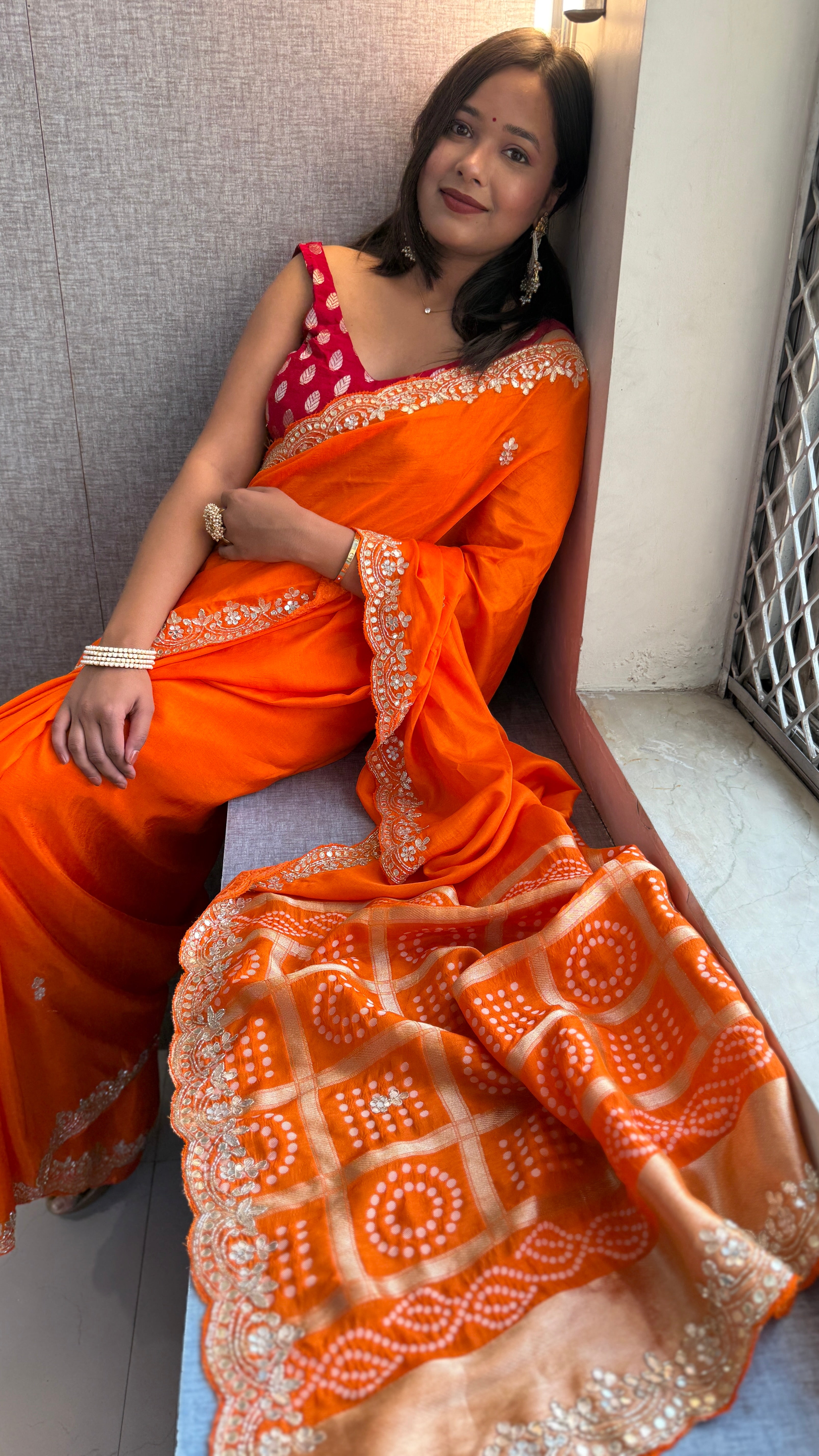 Pure munga silk saree with bandhej pallu