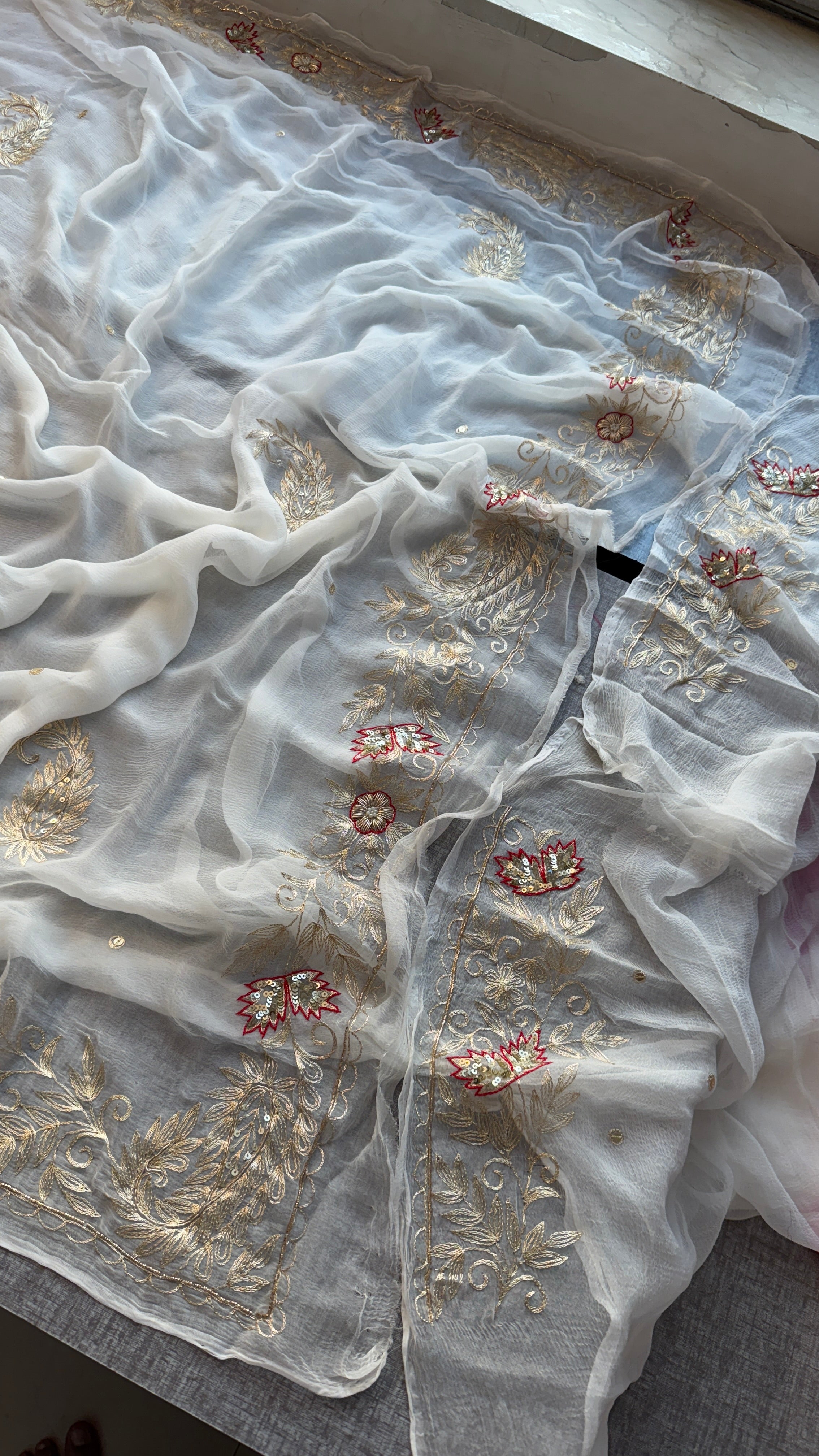 Offwhite Soft Chinon Saree