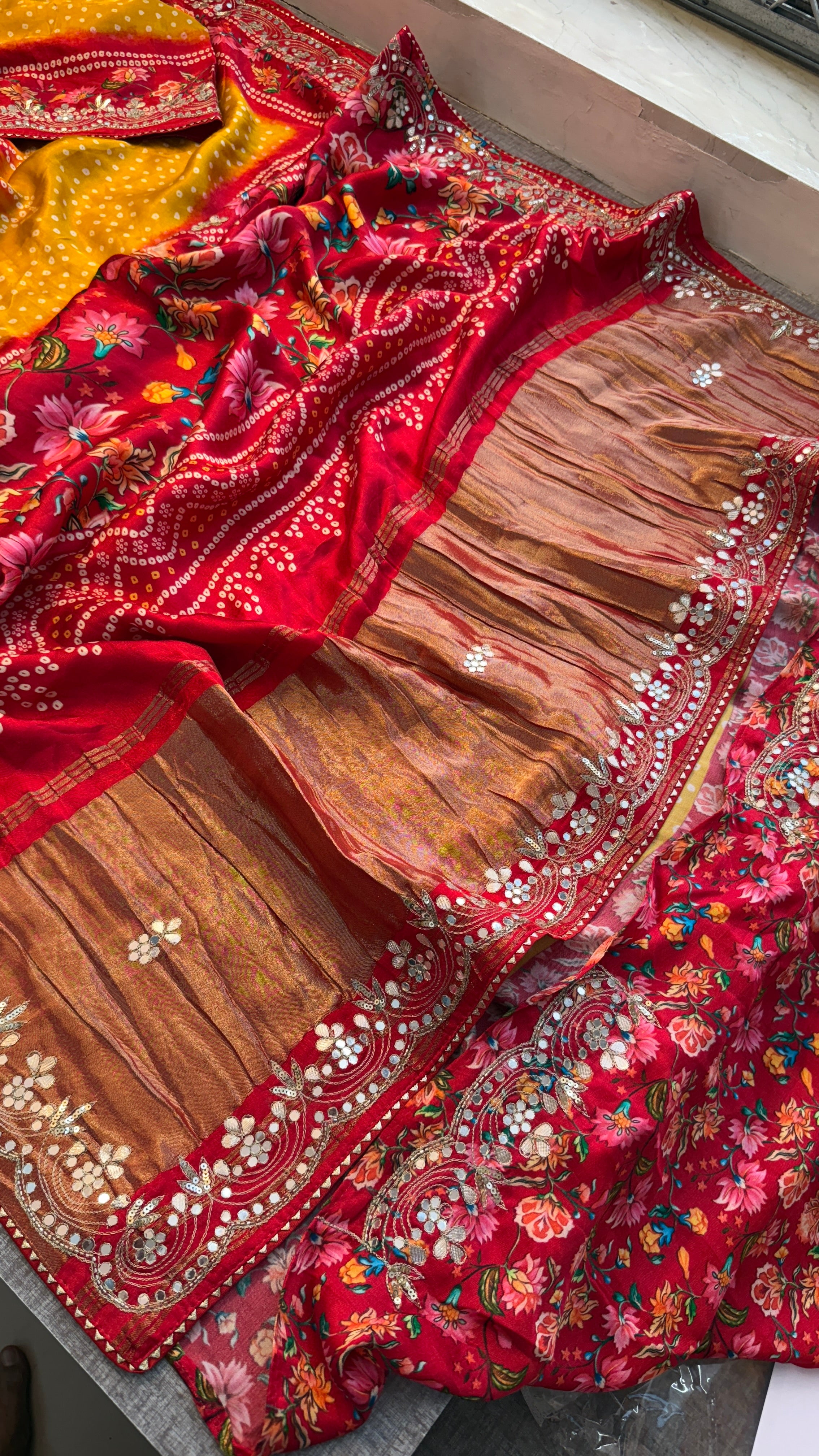 Pure Soft Gajji Silk Lakdi Patta Digital Print Saree