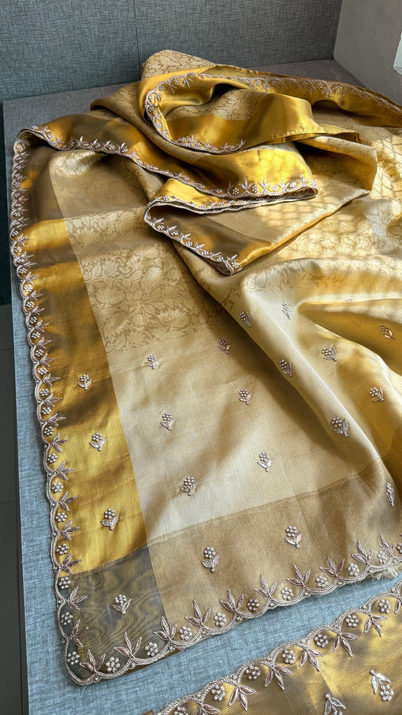 Pure Tissue Silk Banarasi Saree with Moti Work | Handloom Scallop Border Saree