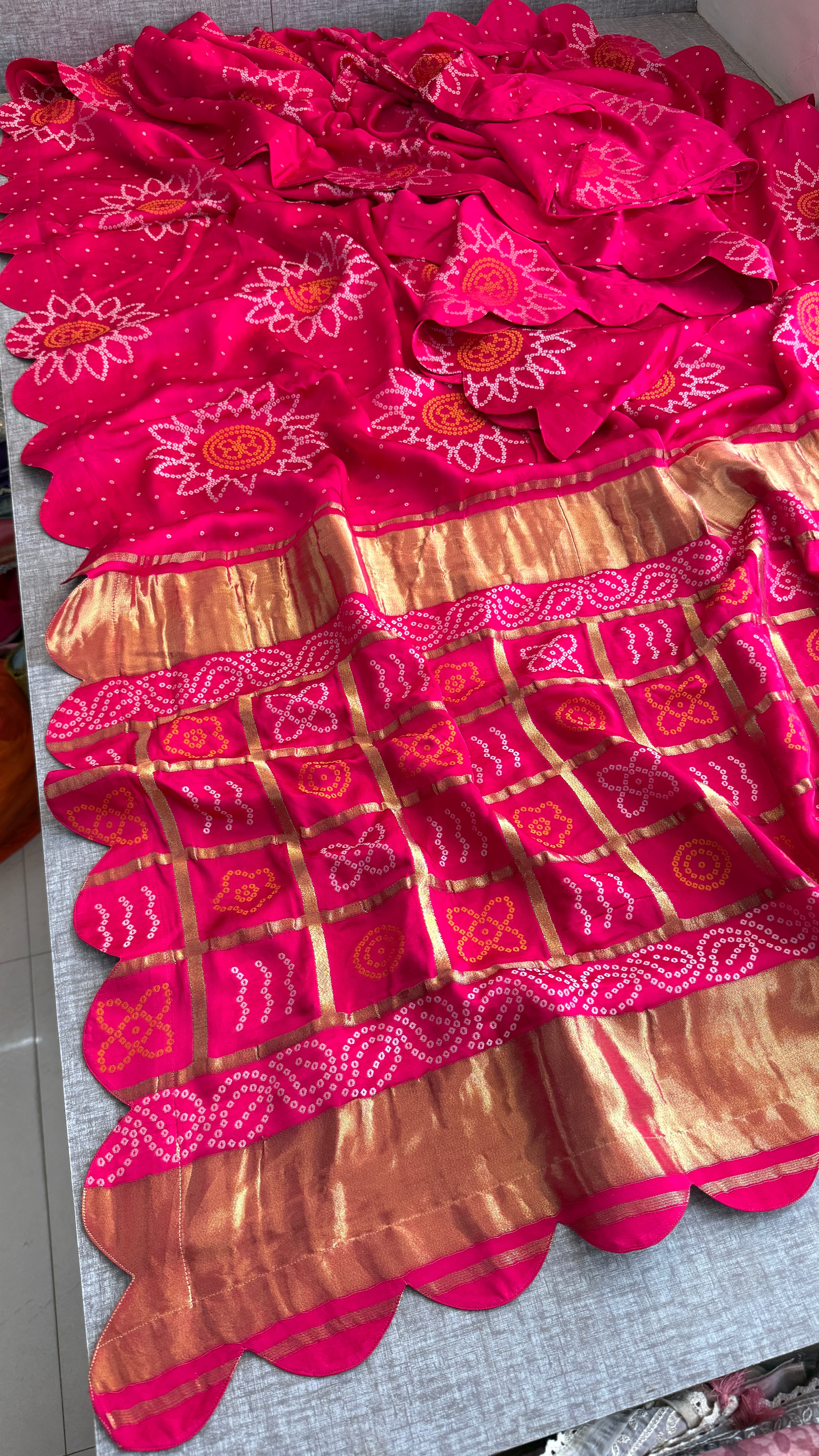 Pure Satin Silk Golden Bandhani weaving saree with lakdi patta