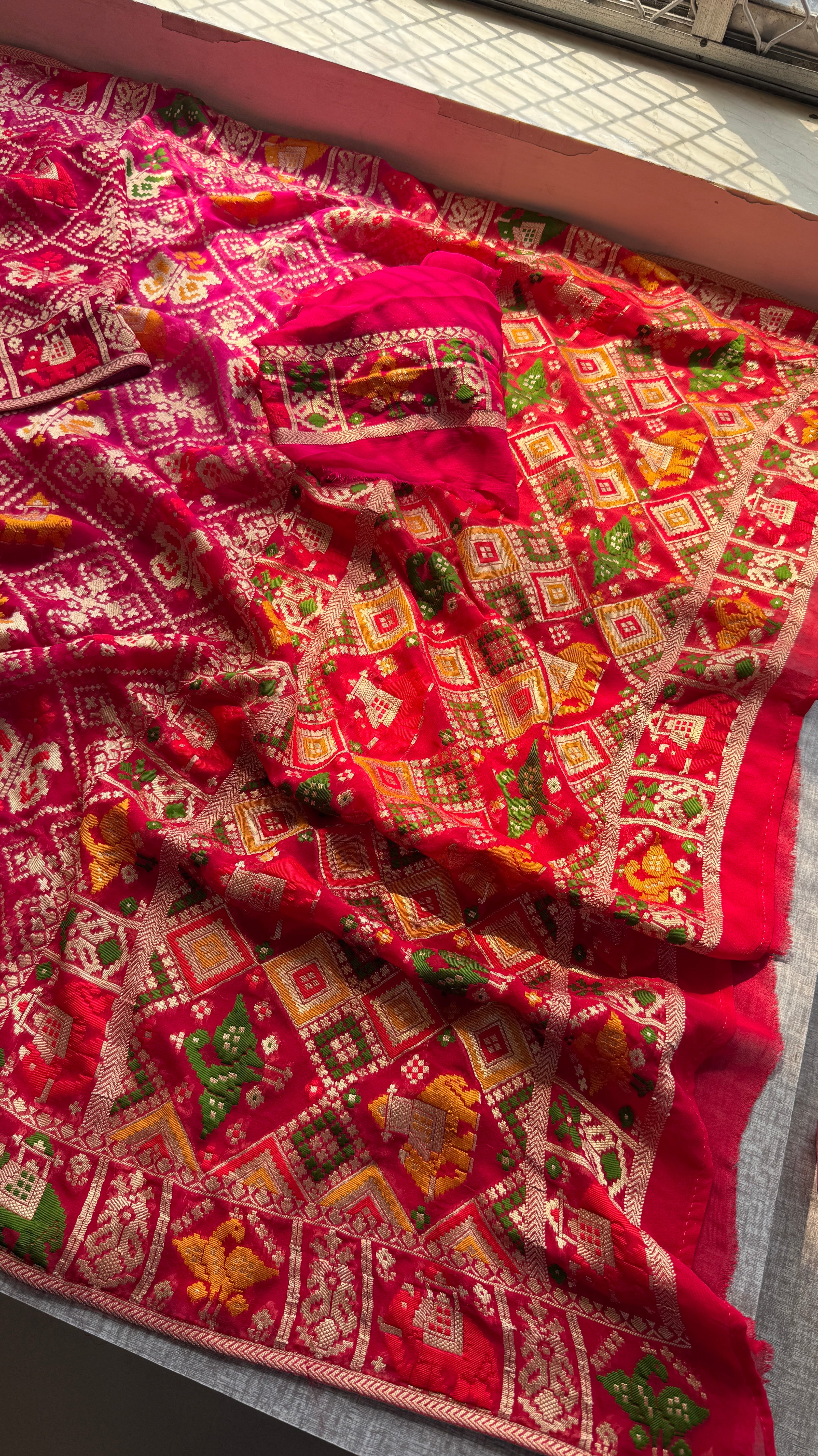 Meena georgette Banarasi weaving