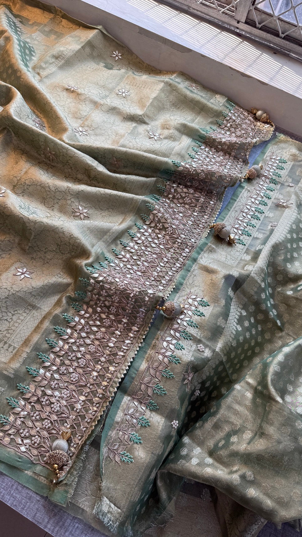 100% Soft Tissue Silk Banarasi Weaving Saree with Gotapatti, Zardozi, Pearl & Sequin Work