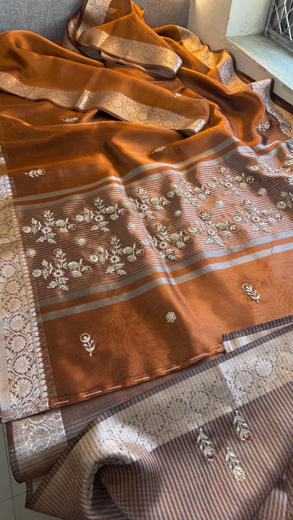 Pure Soft Silk Banarasi Weaving Saree with Zardozi Gotapatti & Pearl Sequins Pallu
