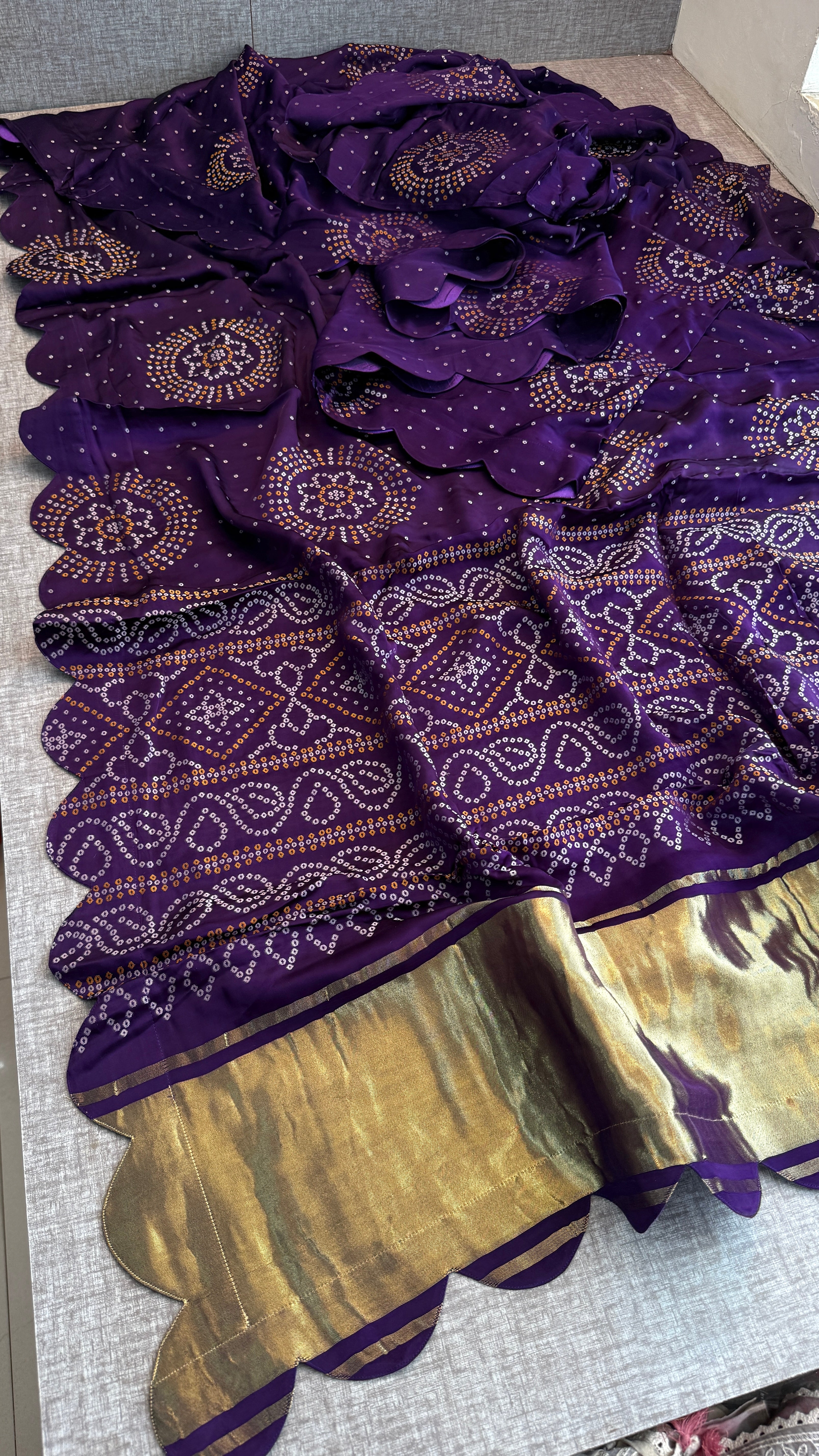 Pure Satin Silk Golden Bandhani weaving saree with lakdi patta