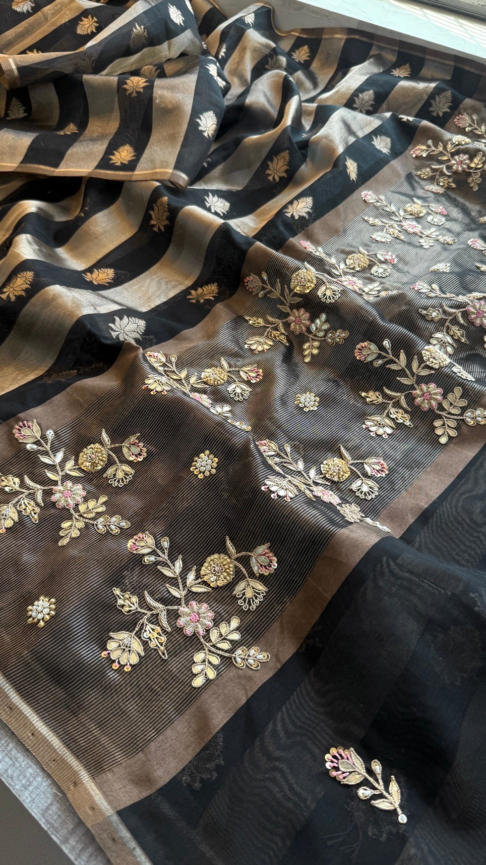 Pure Soft Silk Banarasi Weaving Saree with Zardozi Gotapatti & Pearl Sequins Pallu