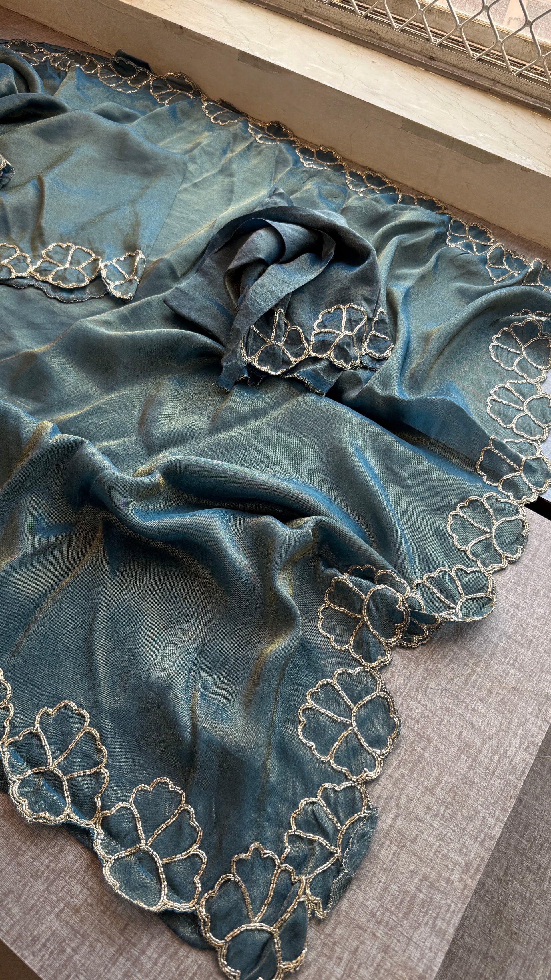 Pure Cosmo Silk Saree with Hand Kutdana Work & Designer Scallop Border – Luxury Party Wear Silk Saree