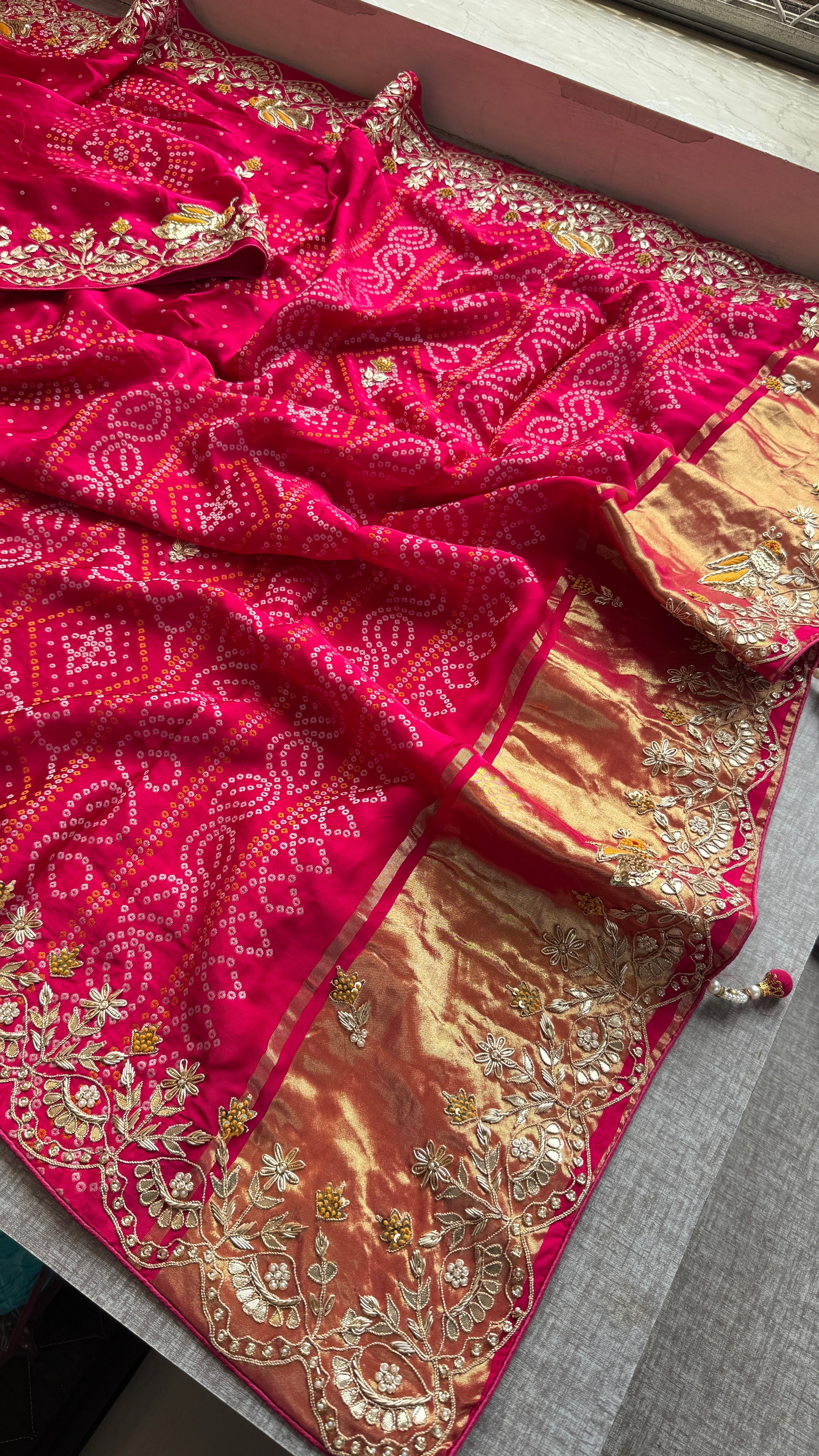 Pure gajji silk lakdi patta Gotapatti saree