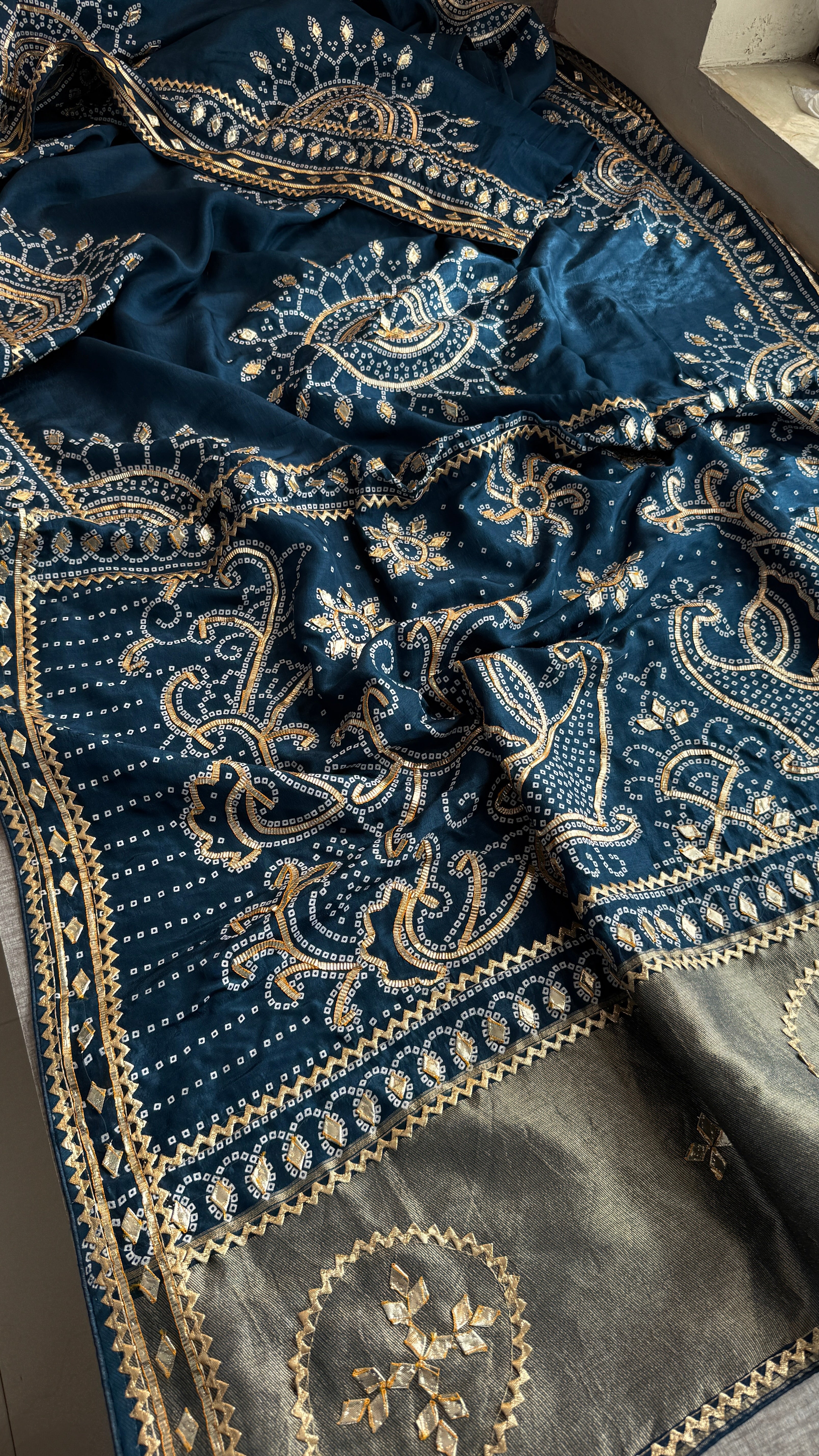 Lakdi Patta saree with sikhiya gotapatti peacock pattern