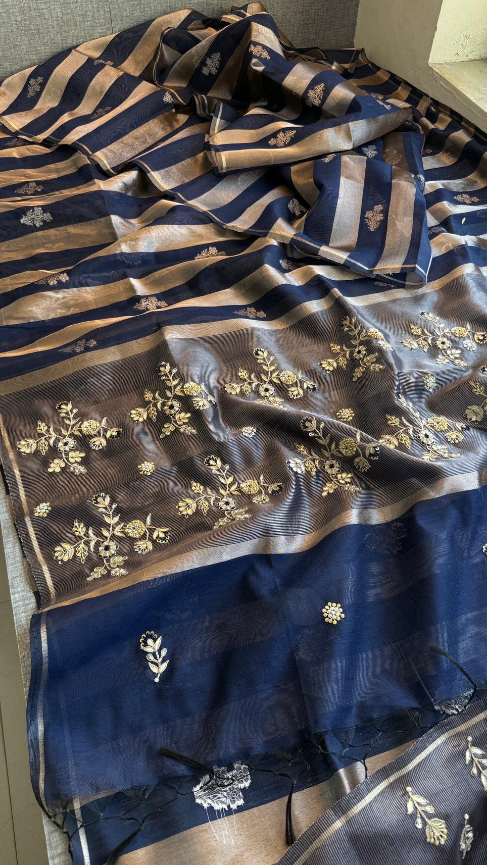 Pure Soft Silk Banarasi Weaving Saree with Zardozi Gotapatti & Pearl Sequins Pallu