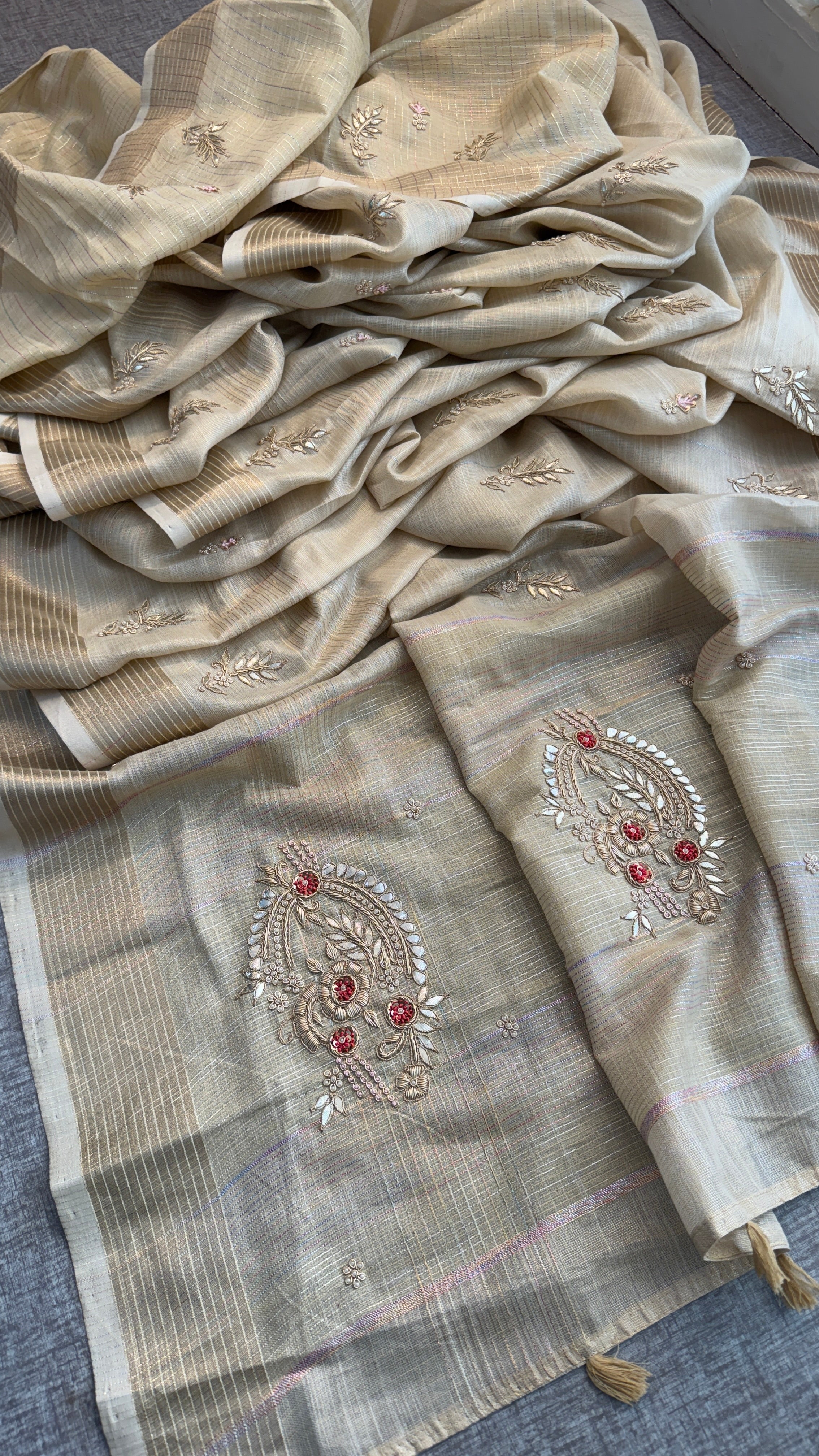 Pure tissue linen with banarasi weaving
