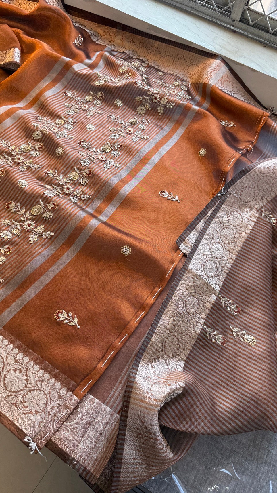 Pure Soft Silk Banarasi Weaving Saree with Zardozi Gotapatti & Pearl Sequins Pallu