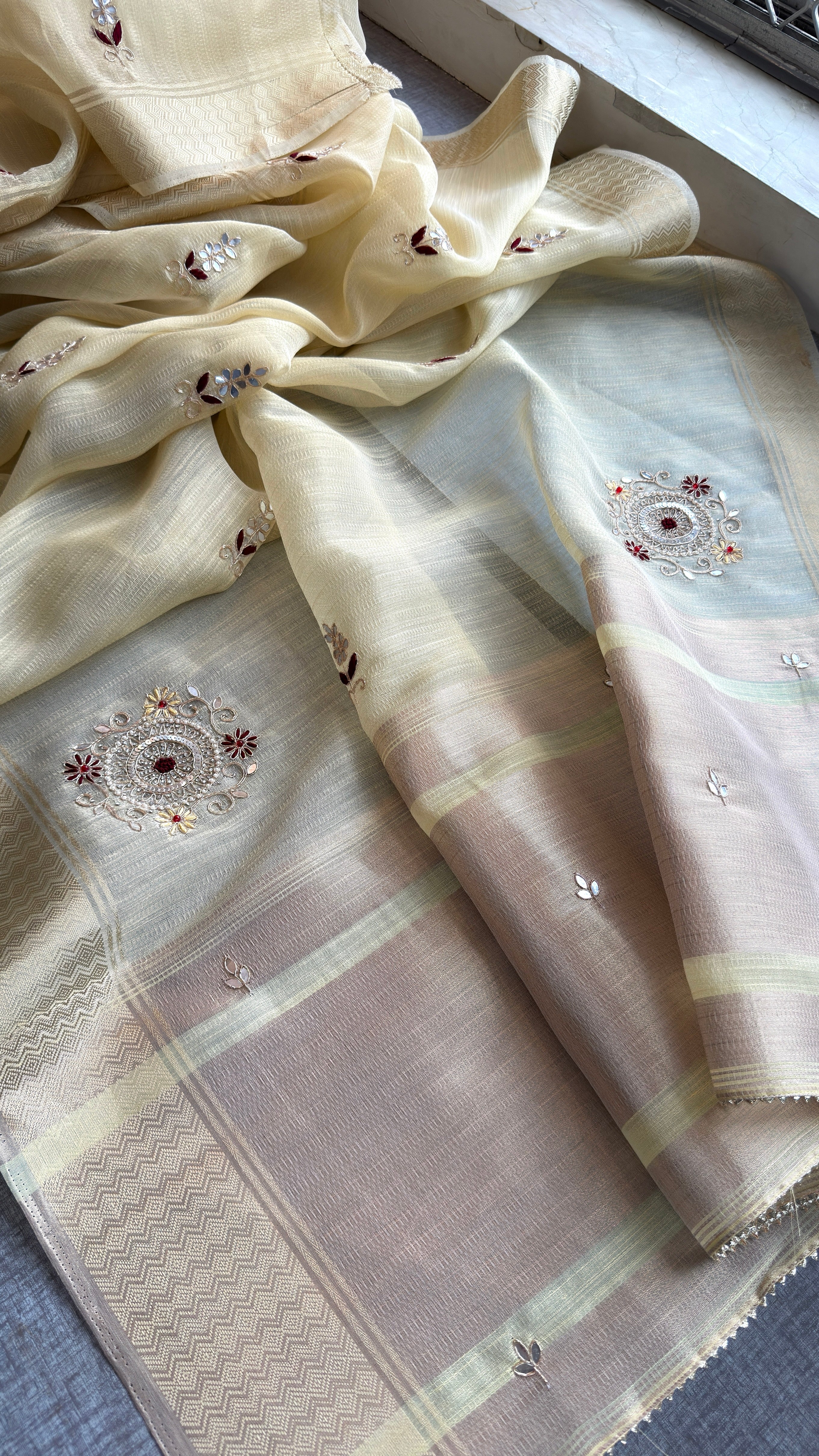 Pure Tissue Linen Banarasi Saree | Zardozi & Kutdana Handwork Saree