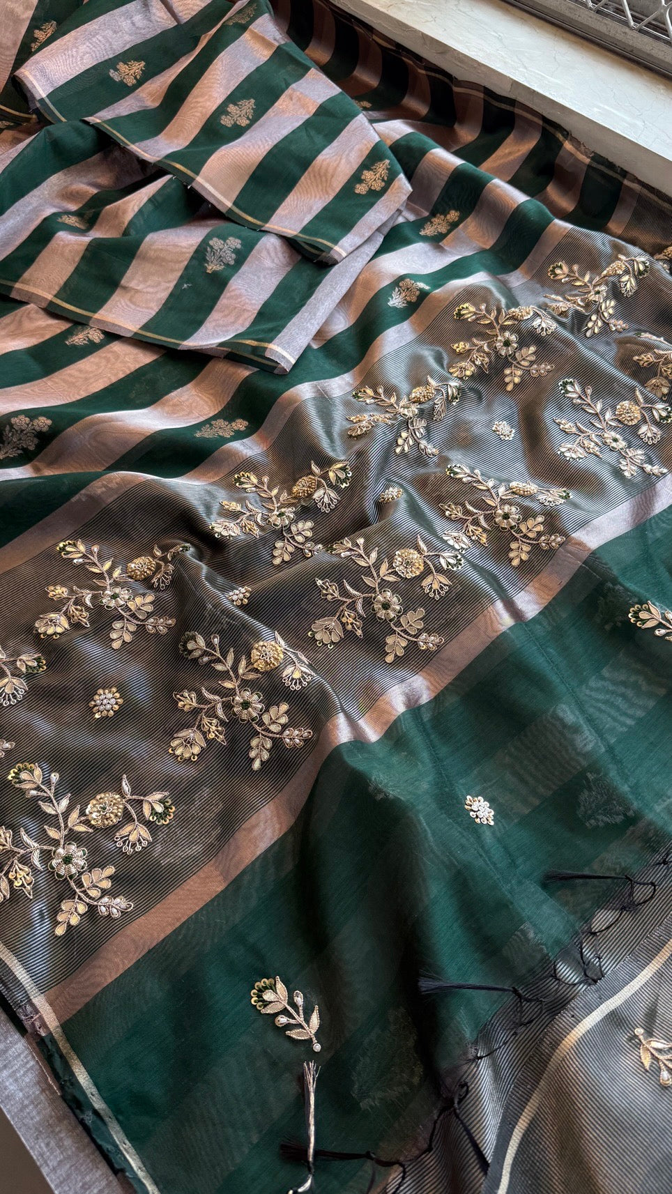 Pure Soft Silk Banarasi Weaving Saree with Zardozi Gotapatti & Pearl Sequins Pallu