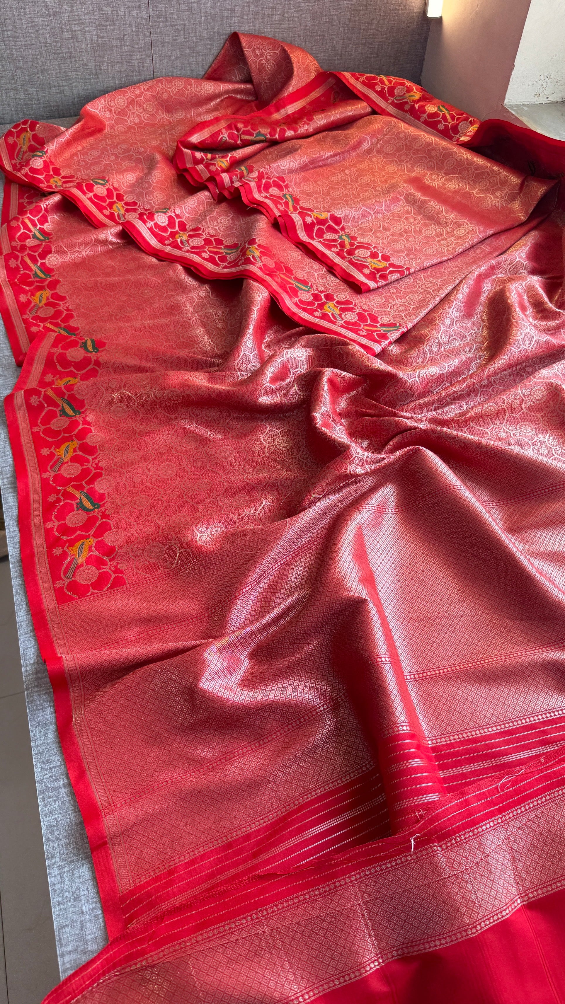 Soft Munga Silk Meena Banarasi Weaving Saree – Classic Royal Banarasi Elegance